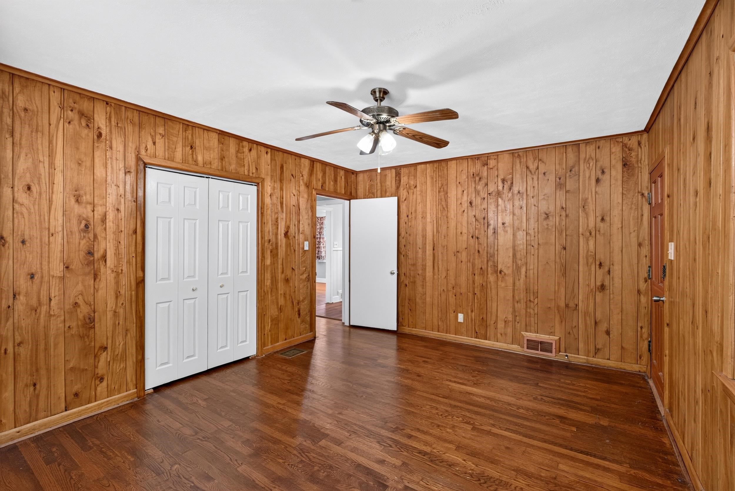 205 Lakewood Drive Property Photo 19