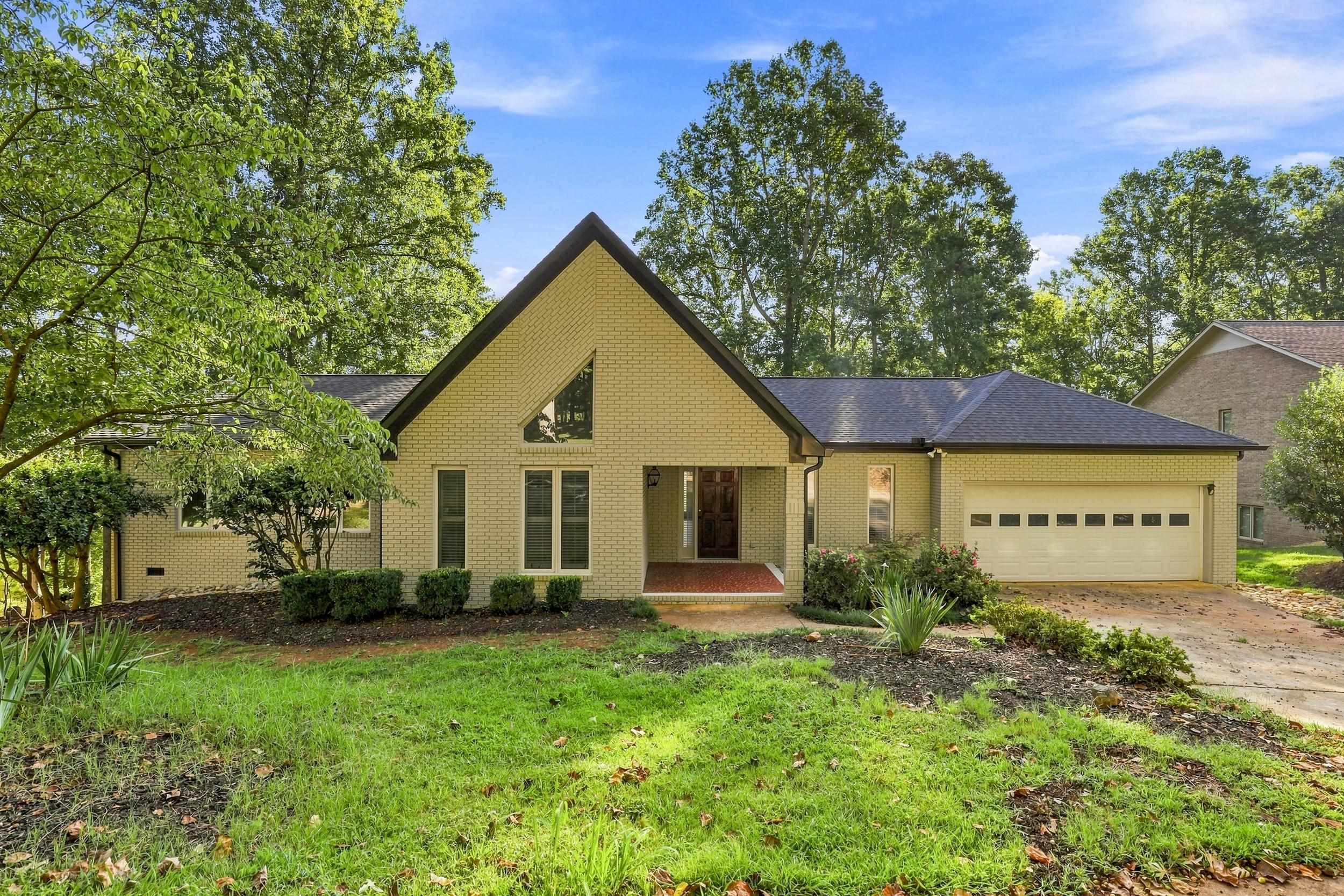 155 Waterford Drive Property Photo 2