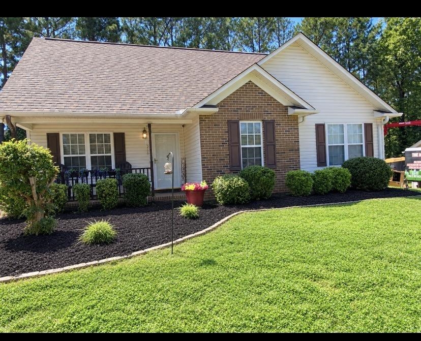 318 E Myles Lane Property Photo 1