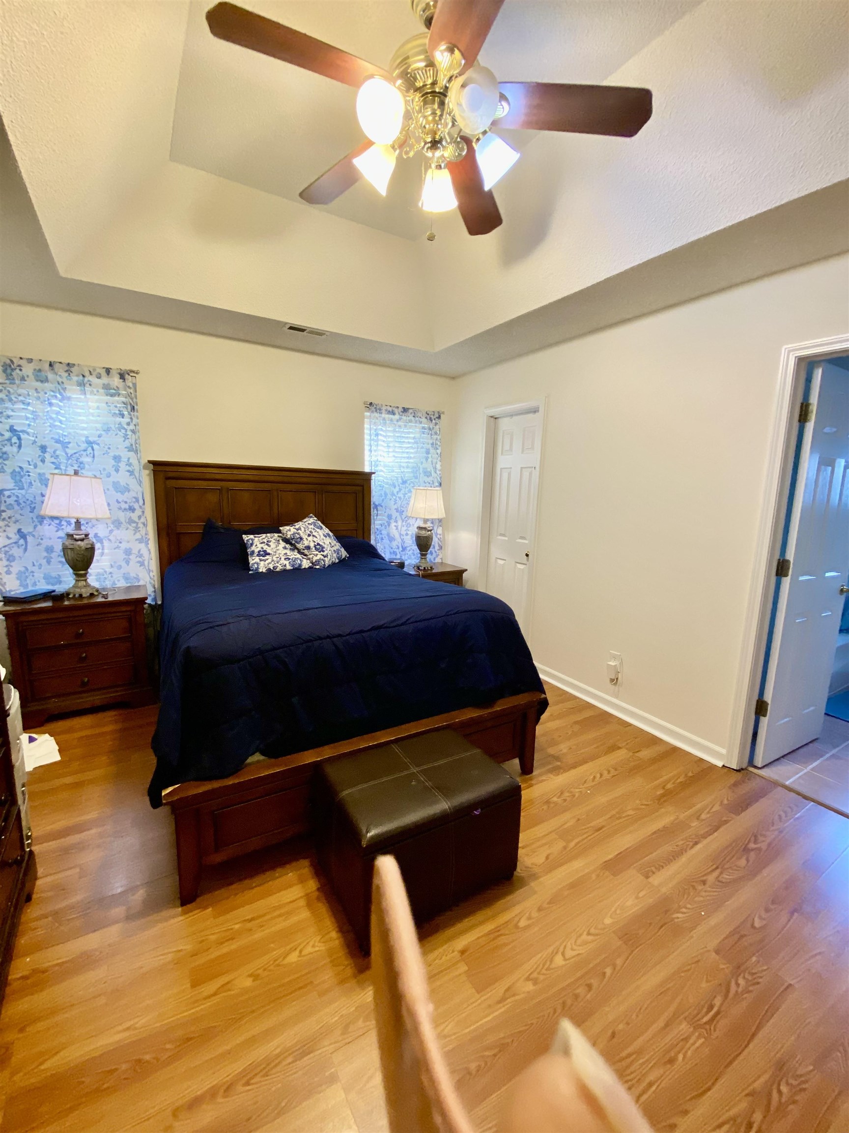 318 E Myles Lane Property Photo 13