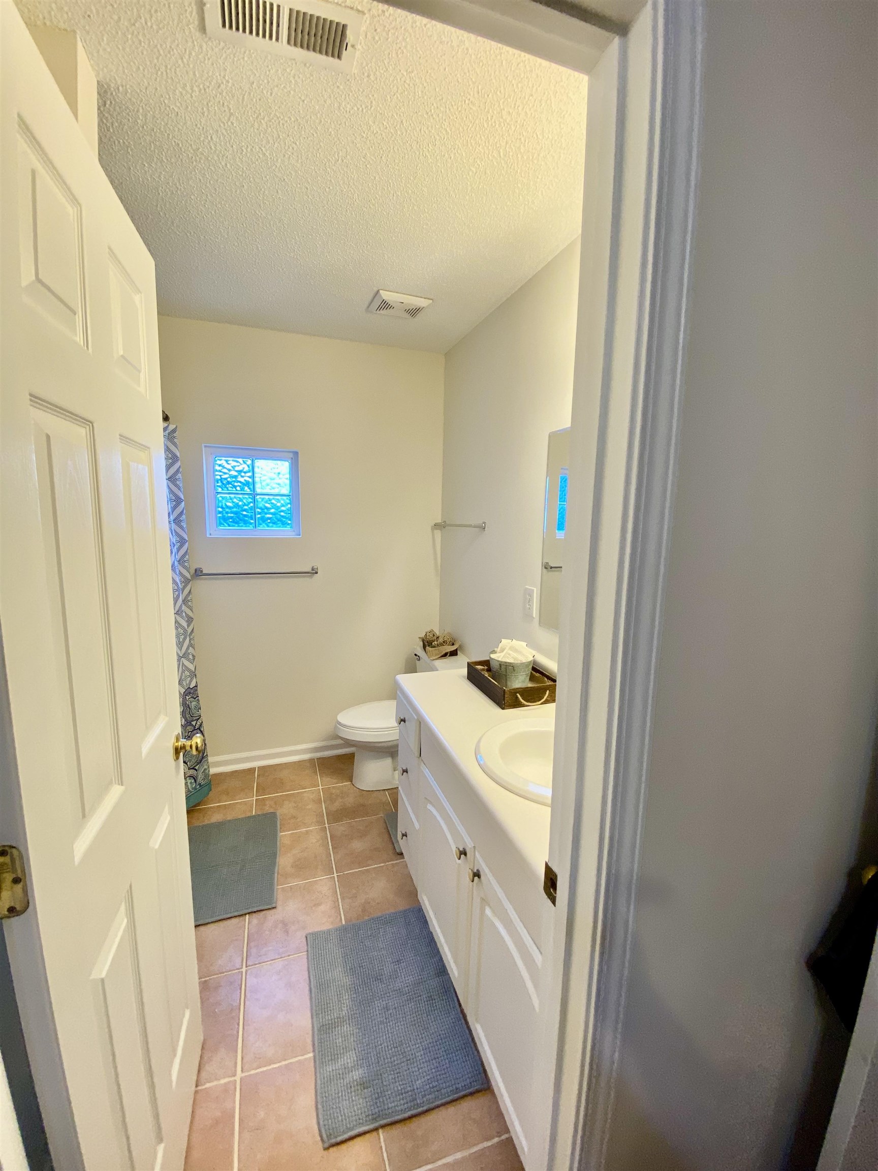 318 E Myles Lane Property Photo 15
