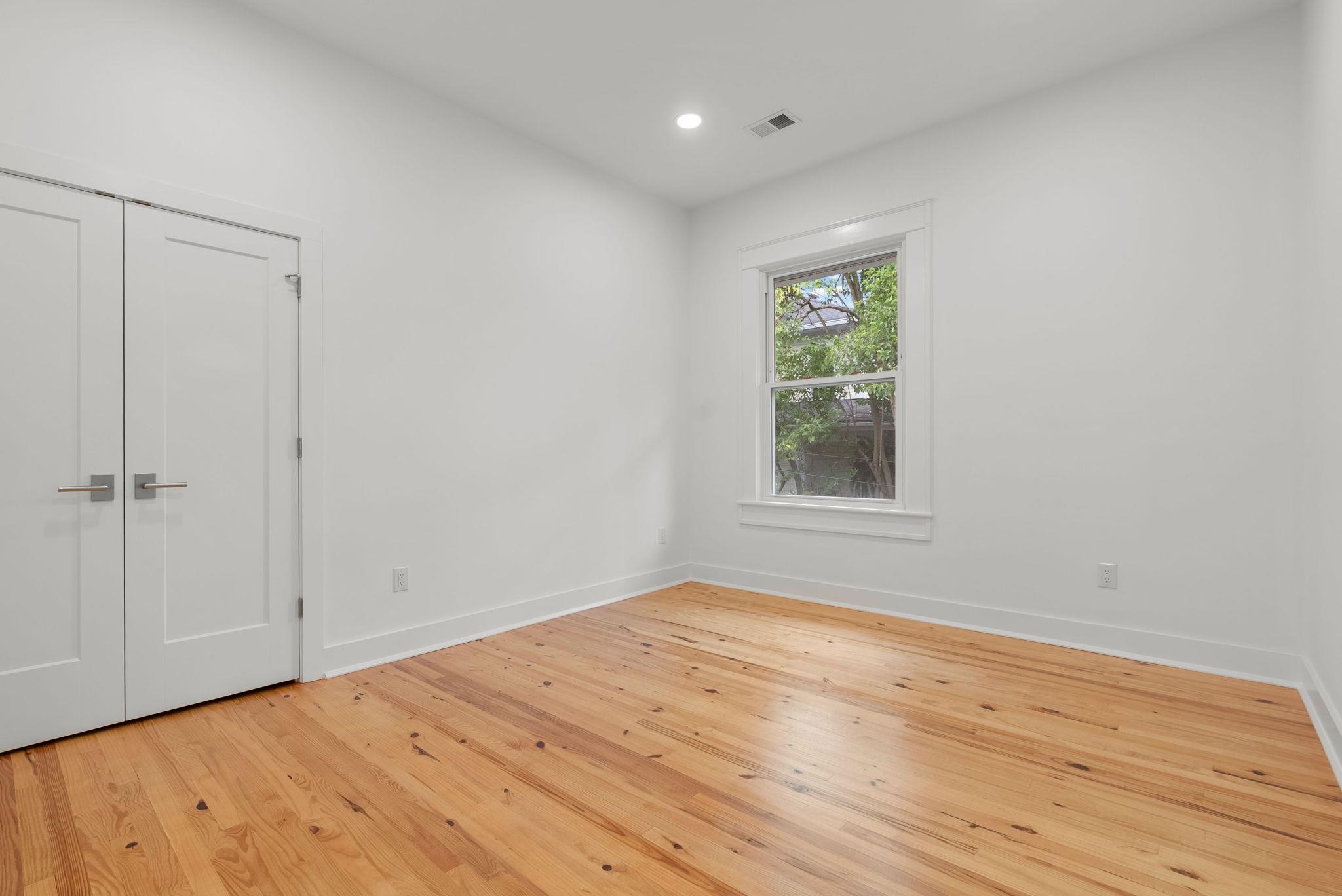 772 Glendalyn Ave Property Photo 23