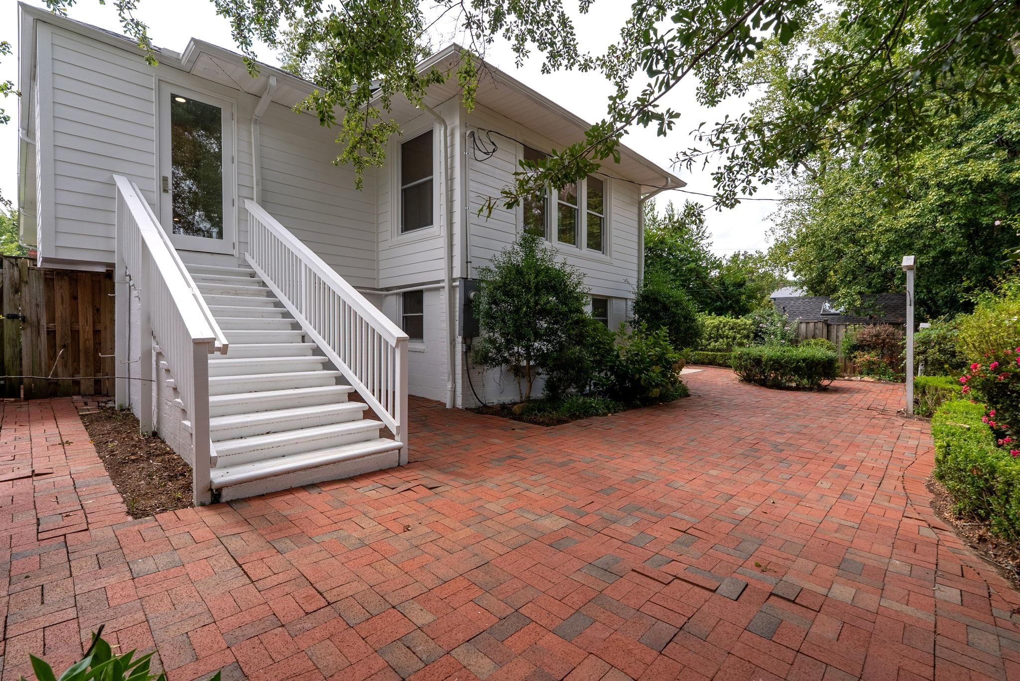 772 Glendalyn Ave Property Photo 45