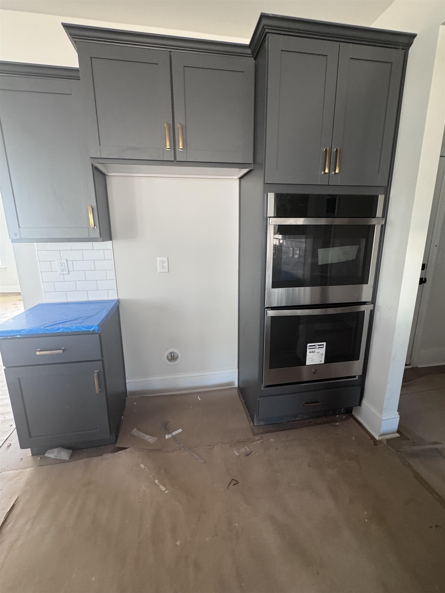 504 Kilkenny Court Property Photo 8