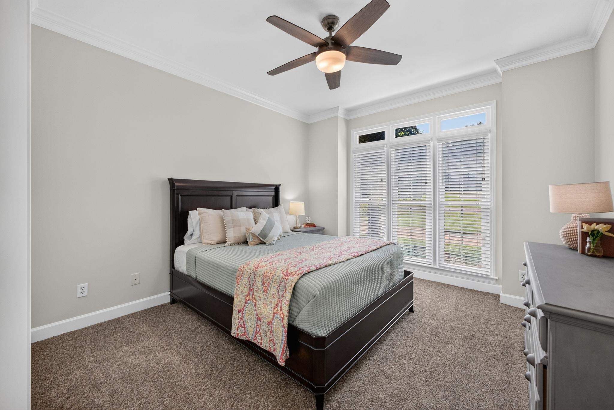 519 Live Oak Court Property Photo 17