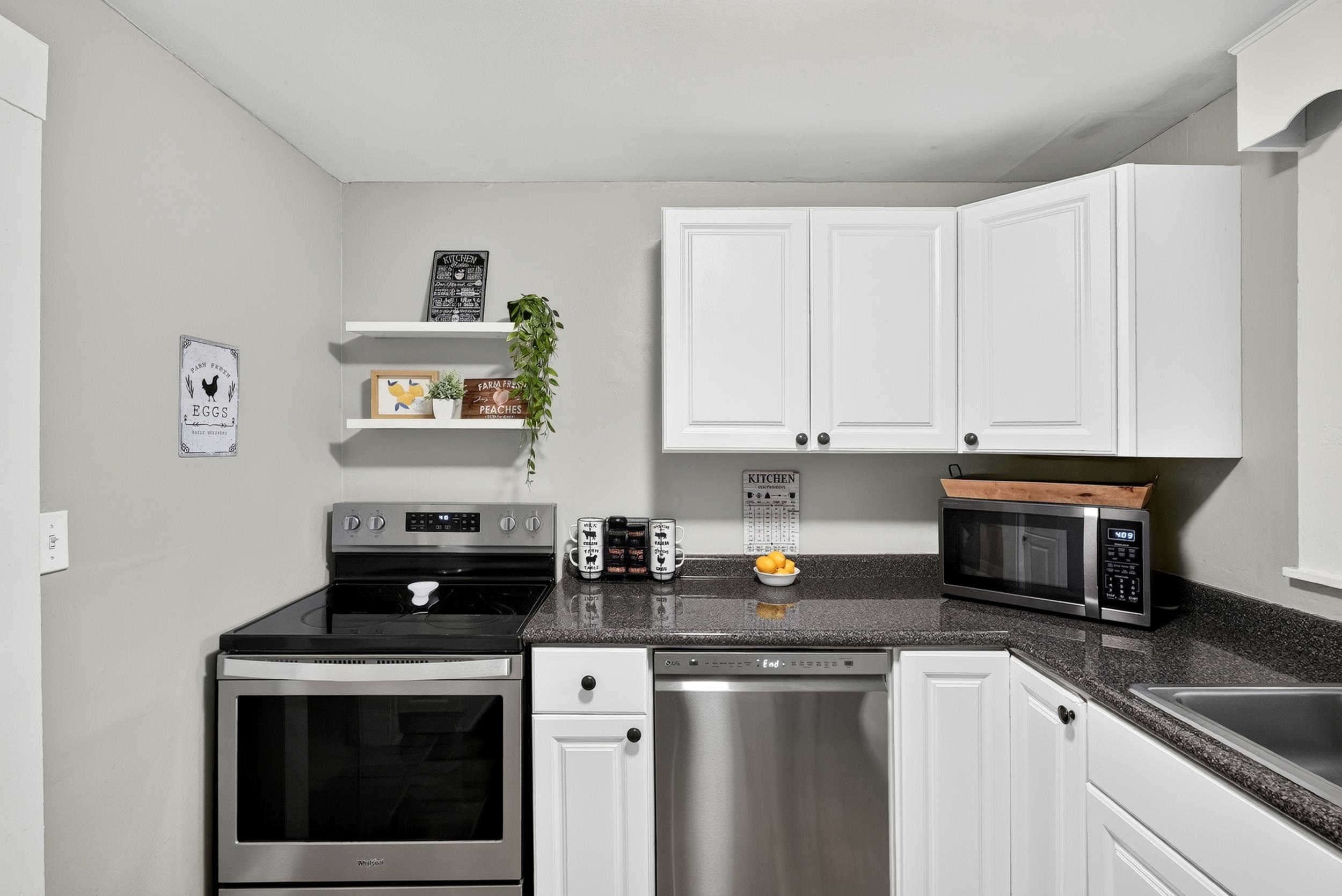 121 Bleckley Avenue Property Photo 14