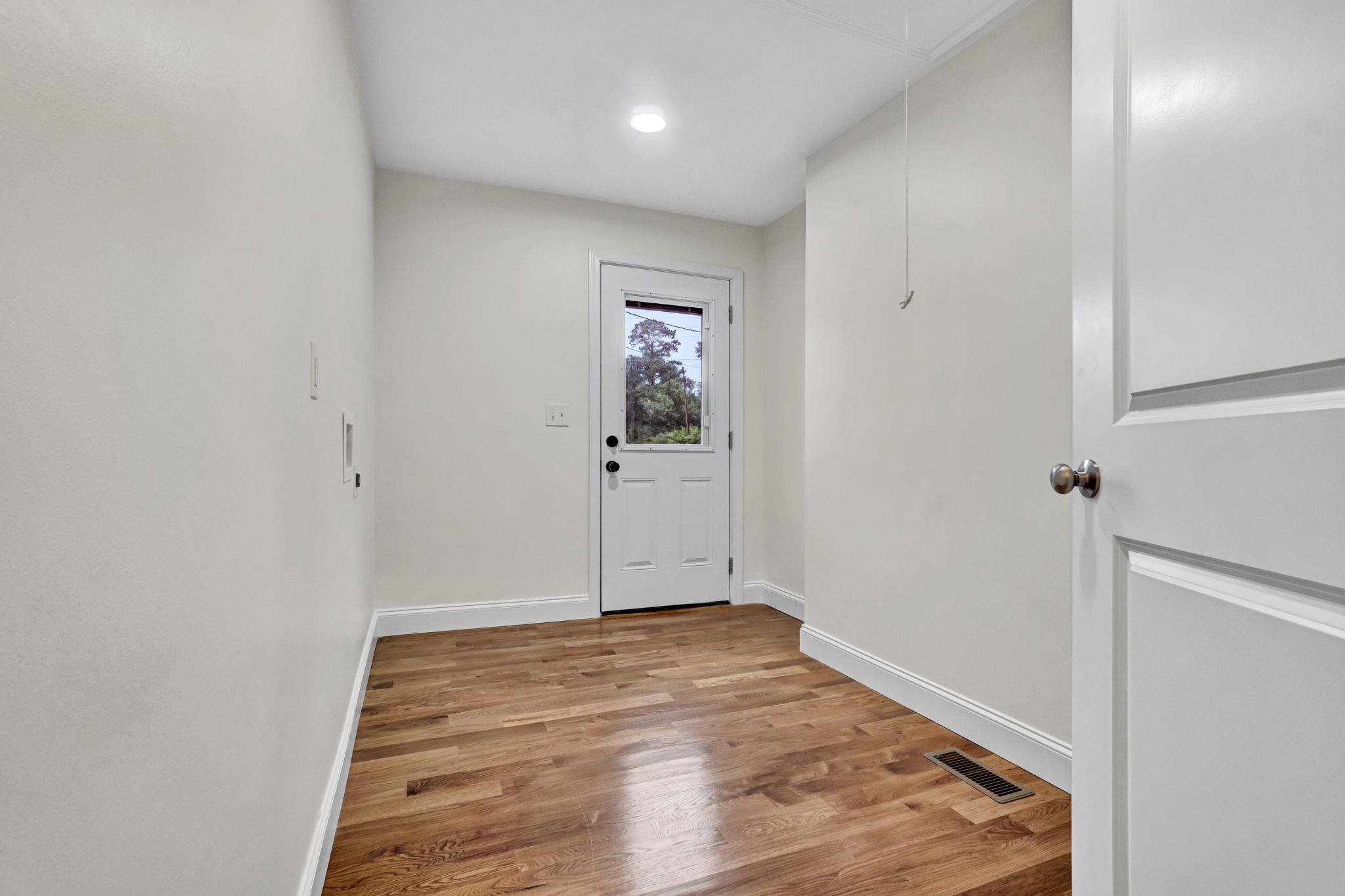 2141 Mayo Road Property Photo 34