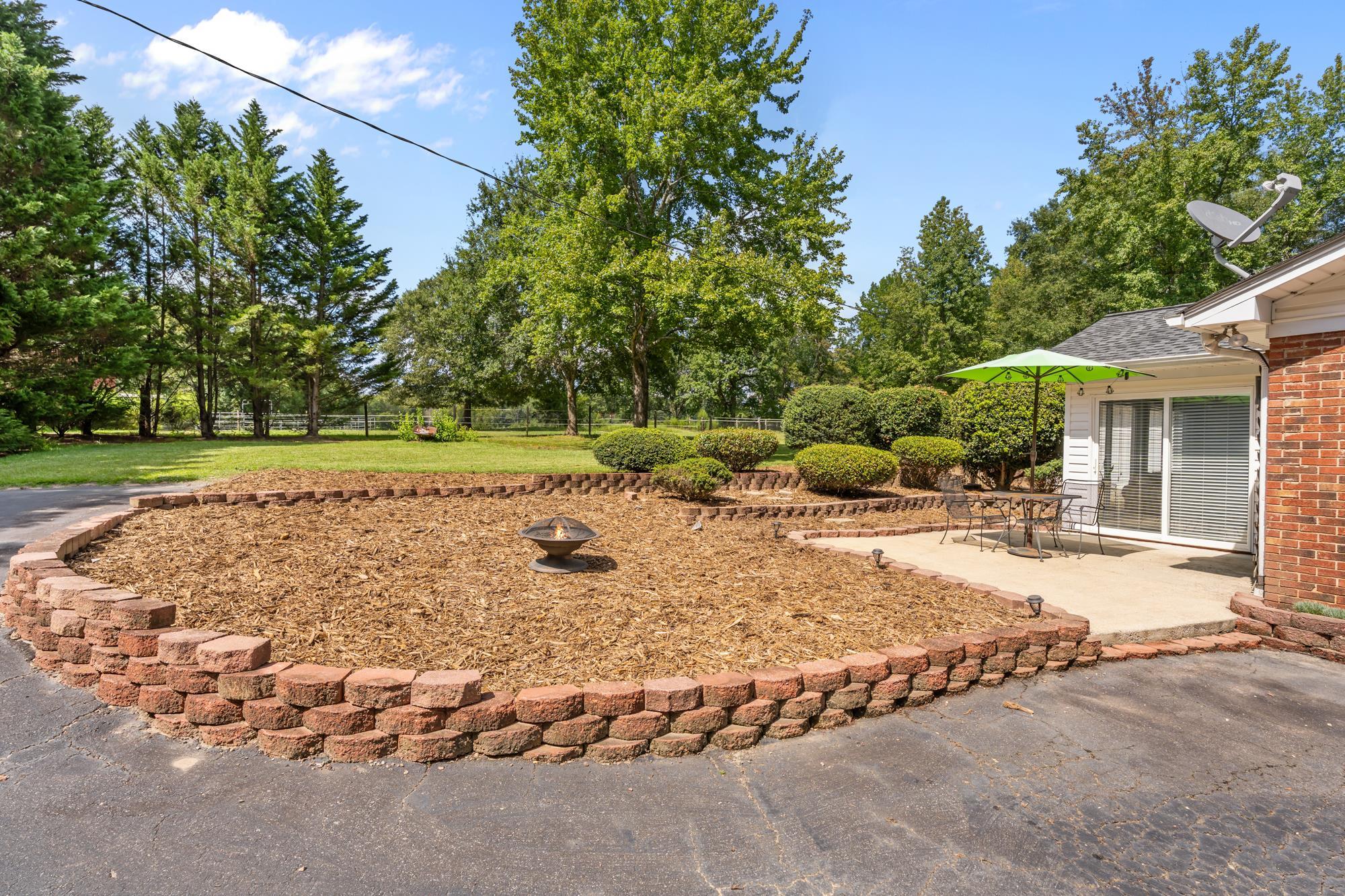 1242 John Dodd Road Property Photo 9