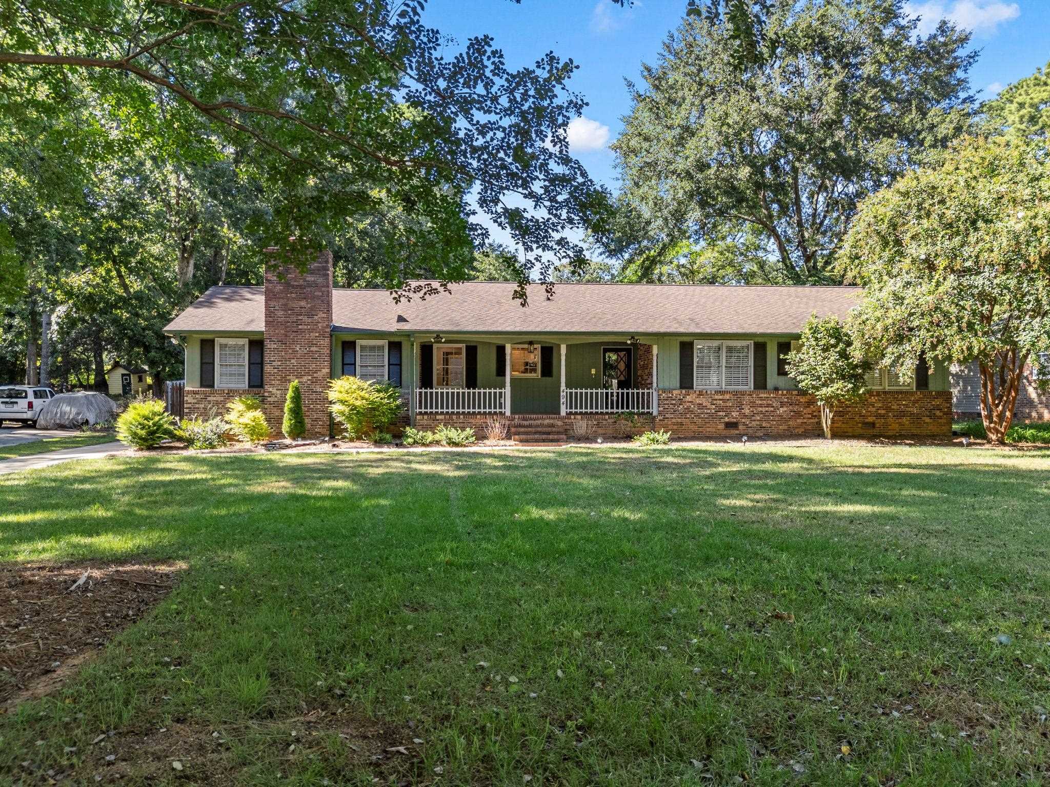 494 Royal Oak Drive Property Photo 2