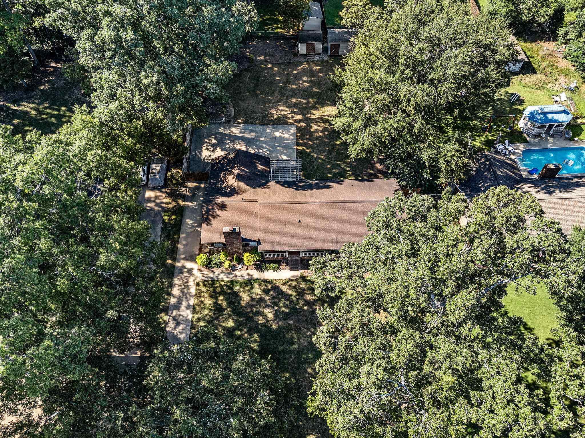 494 Royal Oak Drive Property Photo 35