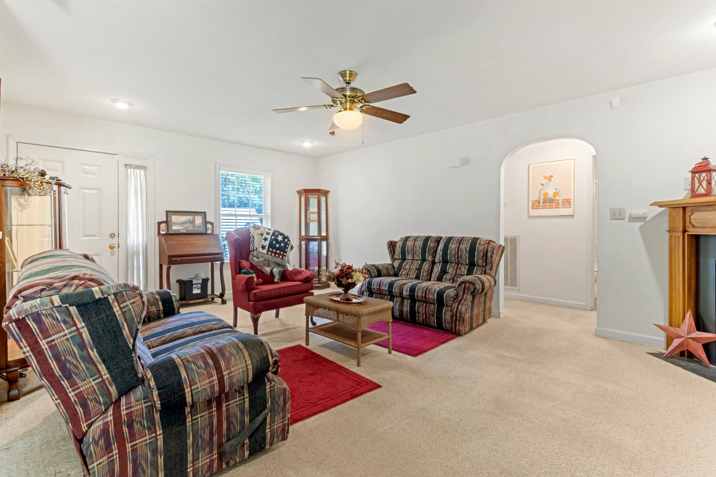 316 Caughman Drive Property Photo 6