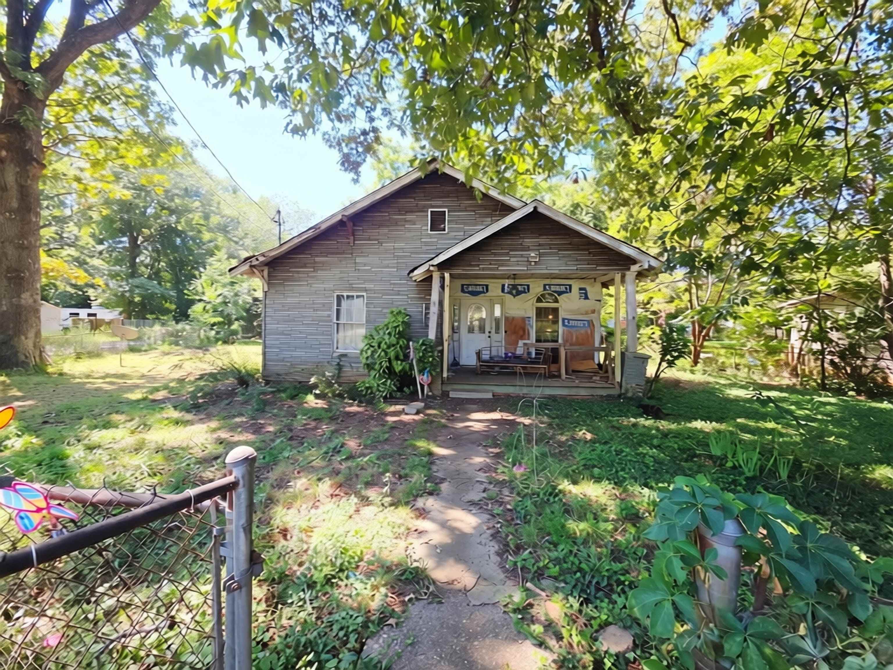 318 Hill Street Property Photo 4