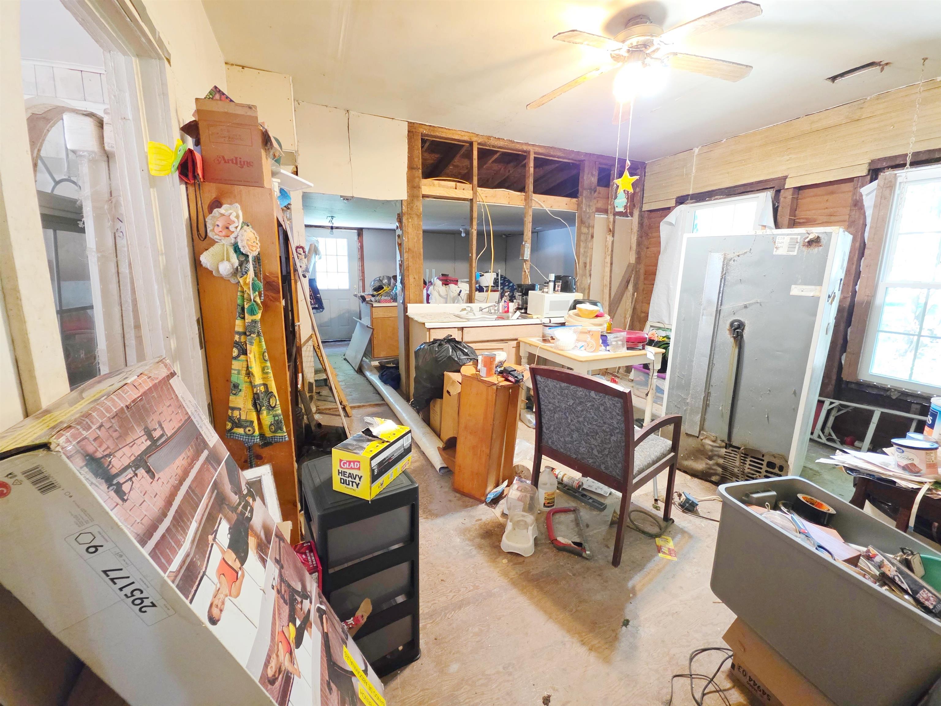318 Hill Street Property Photo 14