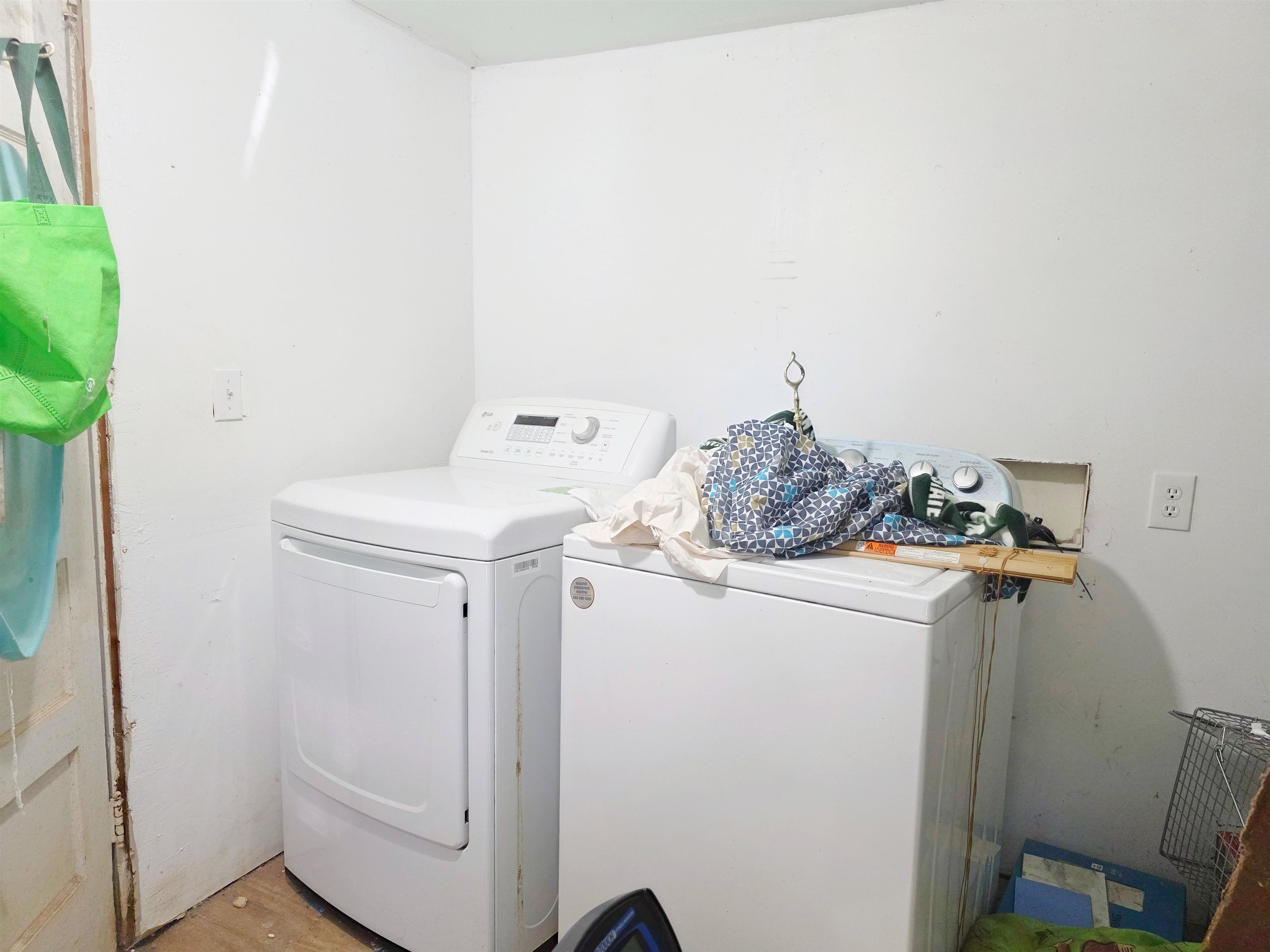 318 Hill Street Property Photo 21