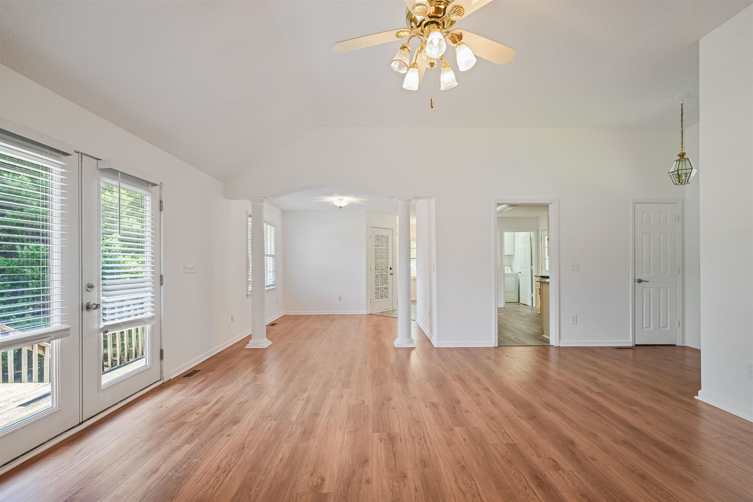 349 Worthington Circle Property Photo 11