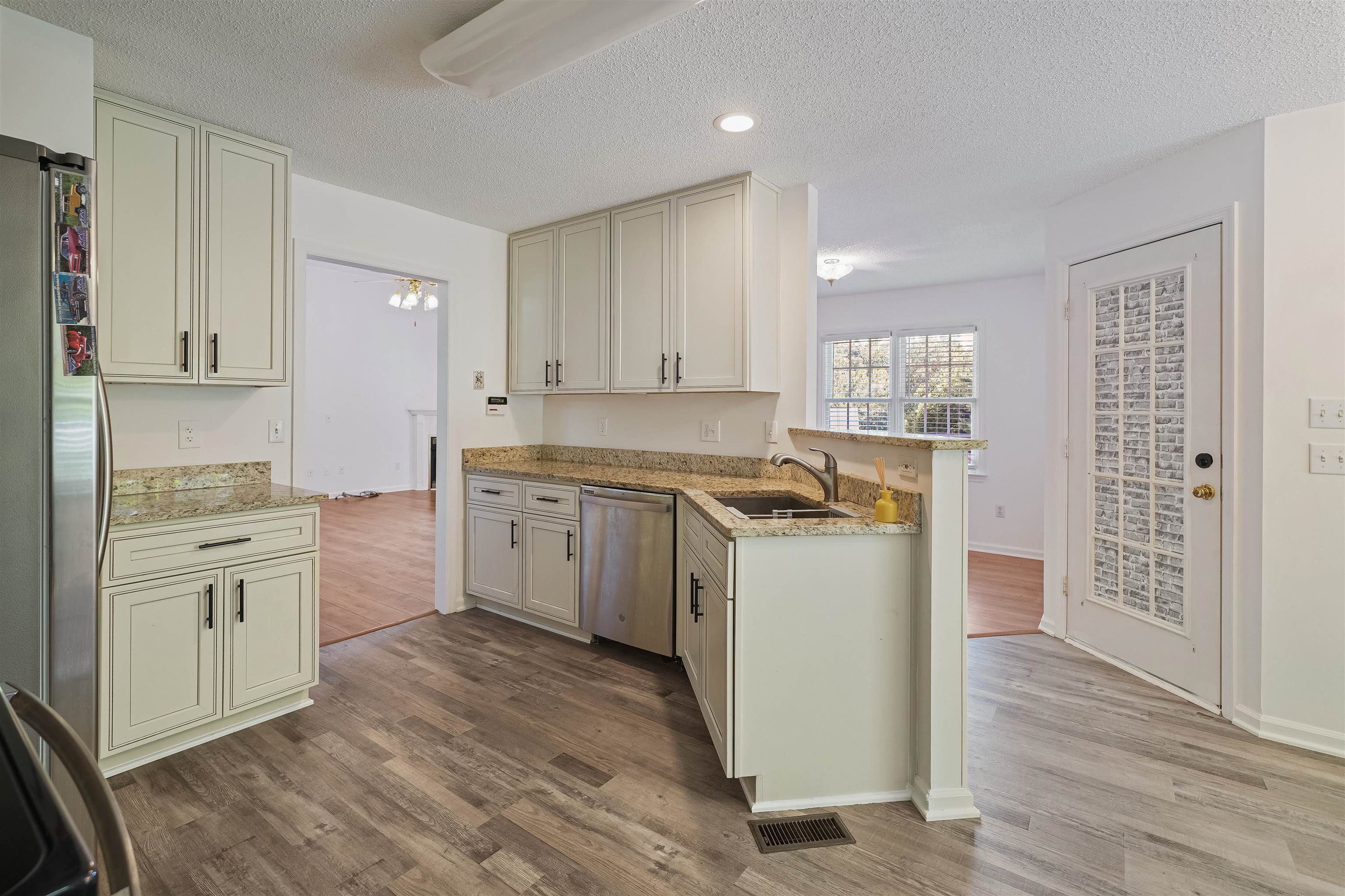 349 Worthington Circle Property Photo 15