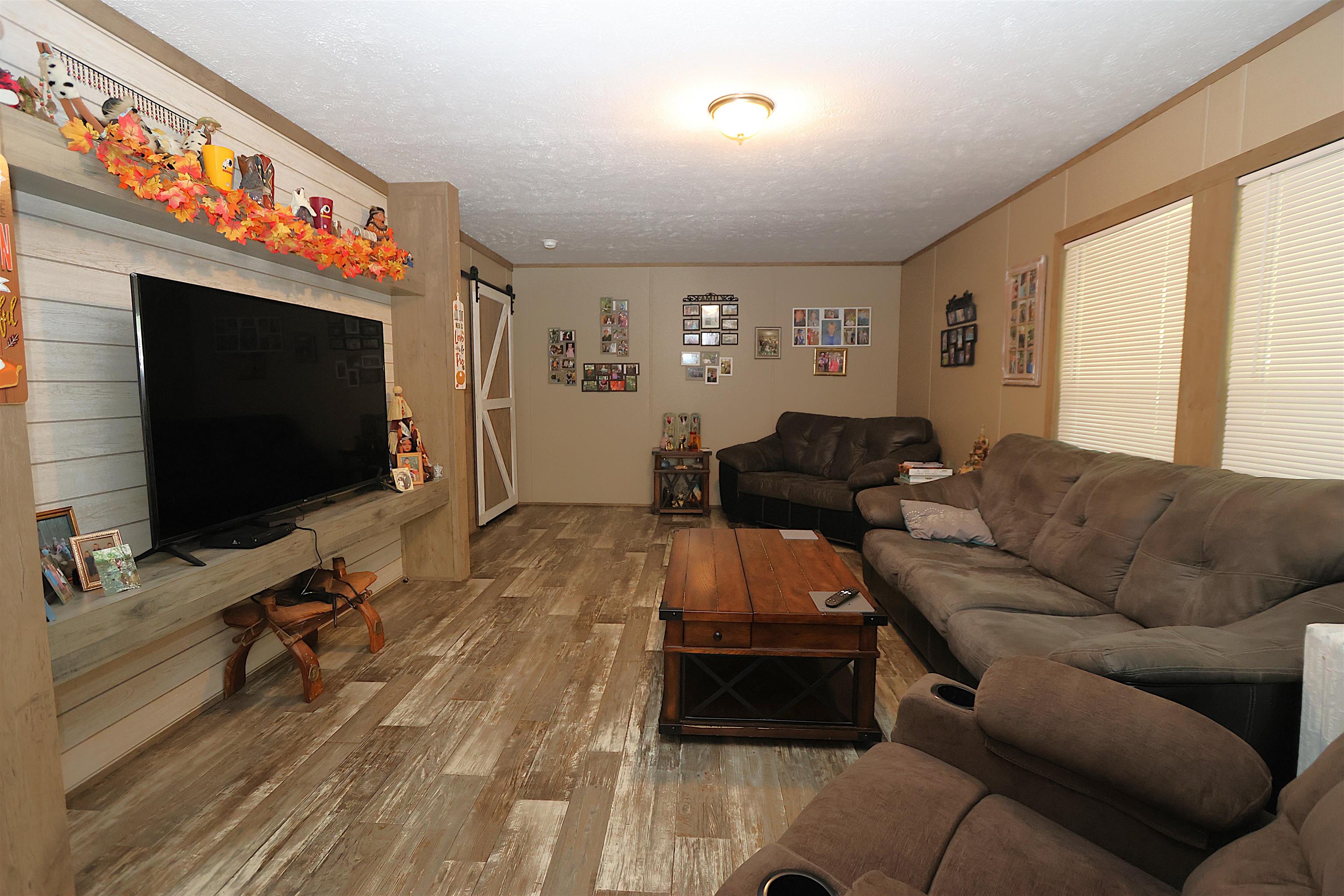 214 Sulpher Springs Road Property Photo 6