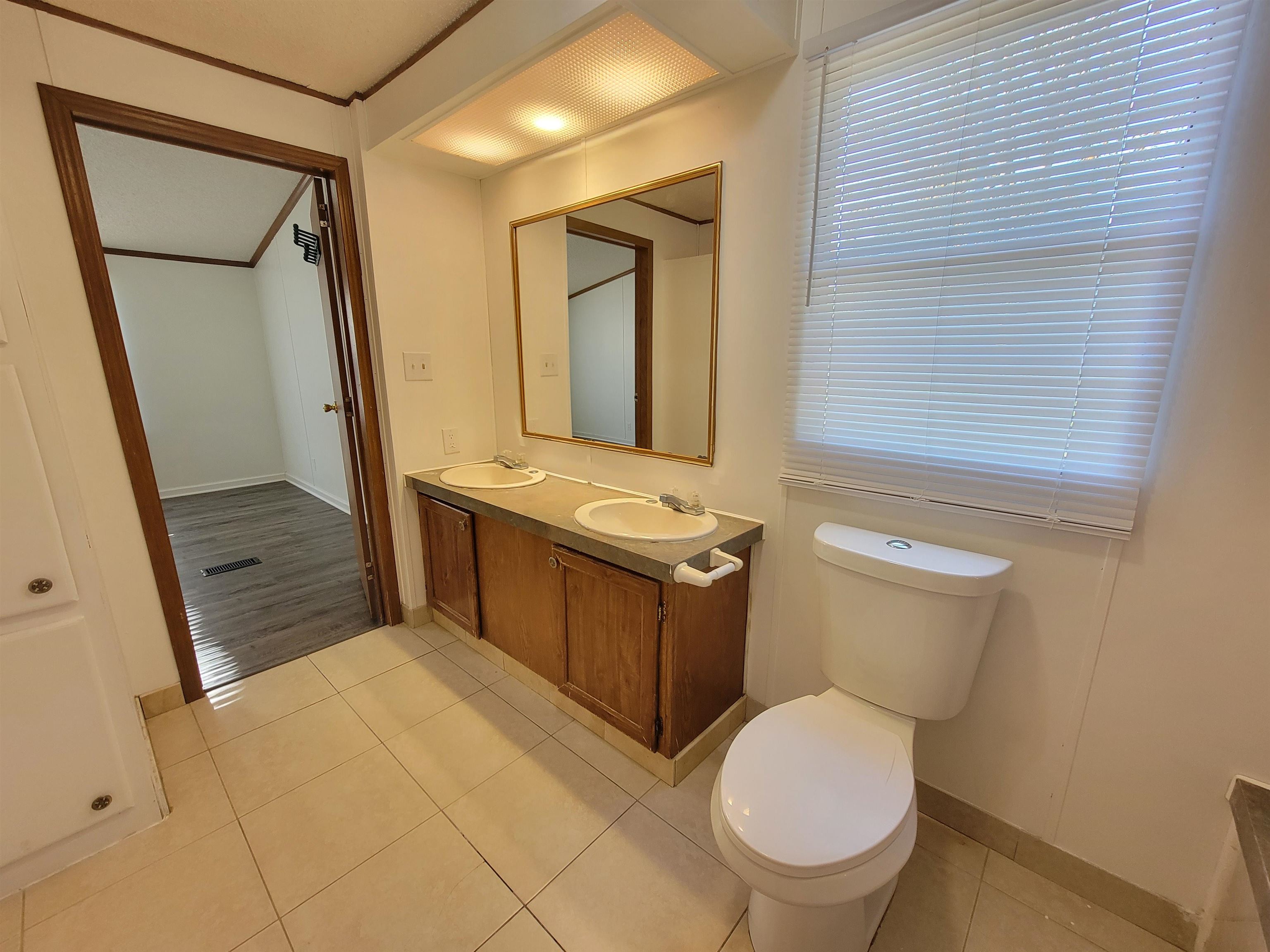 385 Rosedale Drive Property Photo 16
