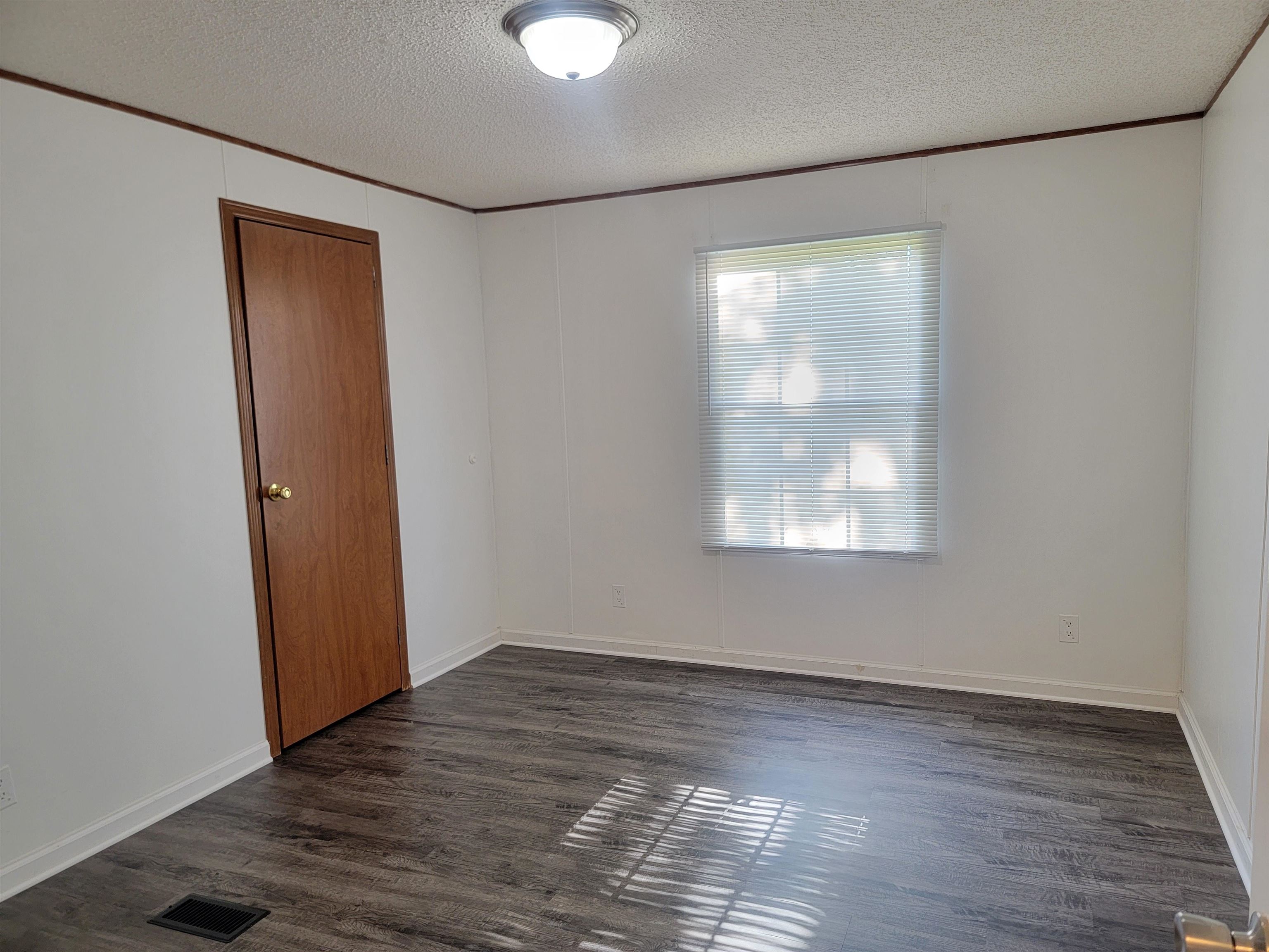 385 Rosedale Drive Property Photo 20