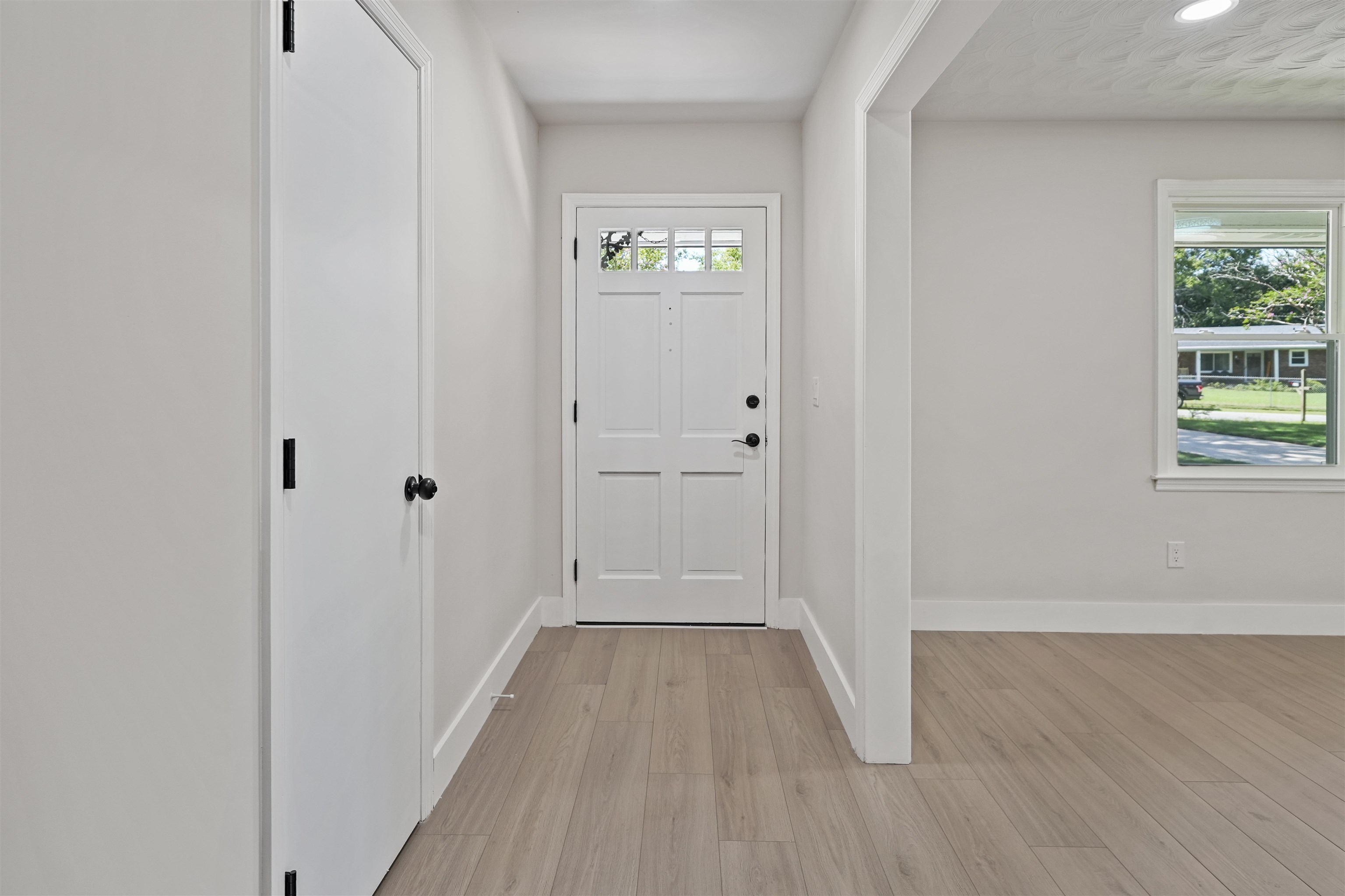 139 Whittier Place Property Photo 21