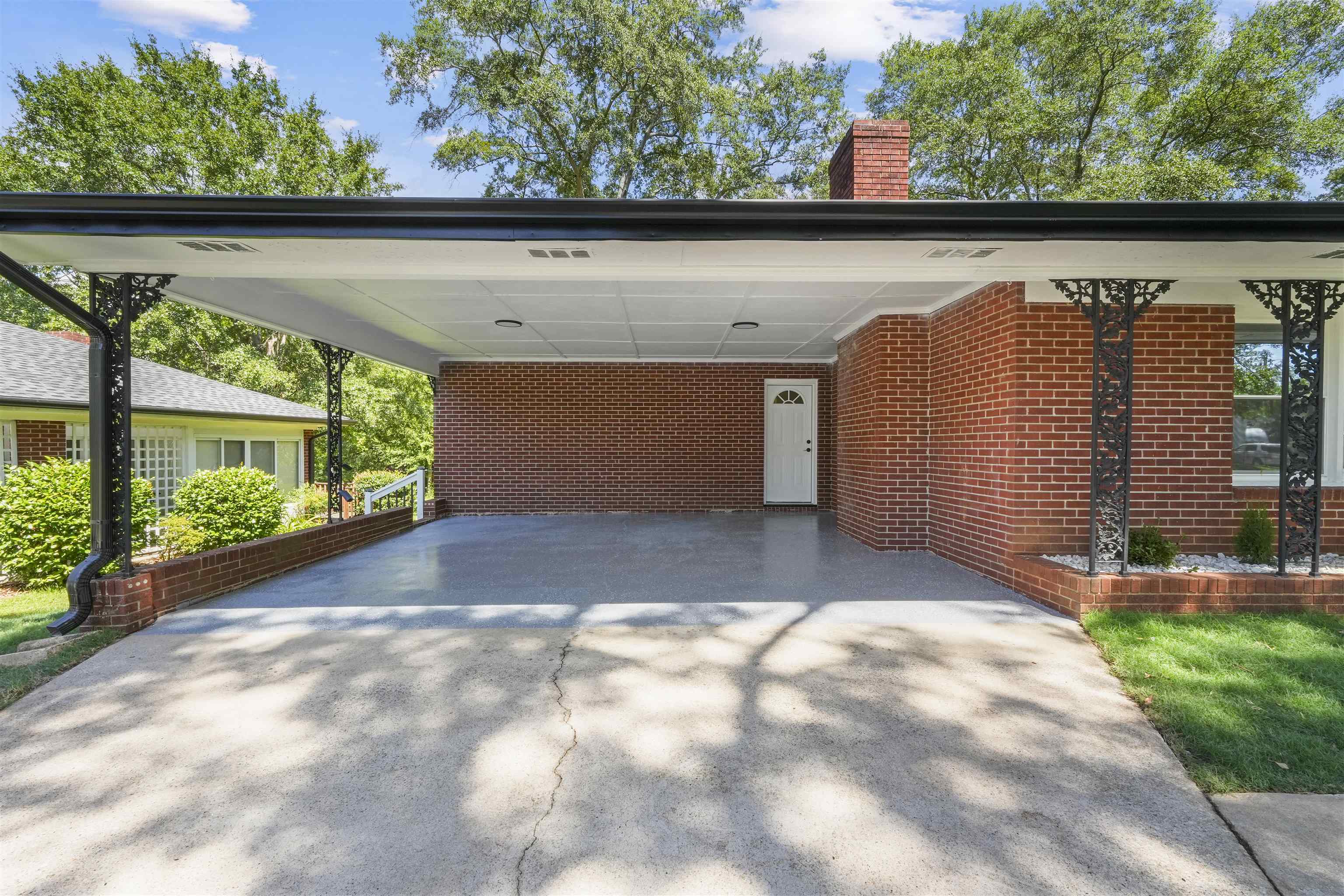 139 Whittier Place Property Photo 40
