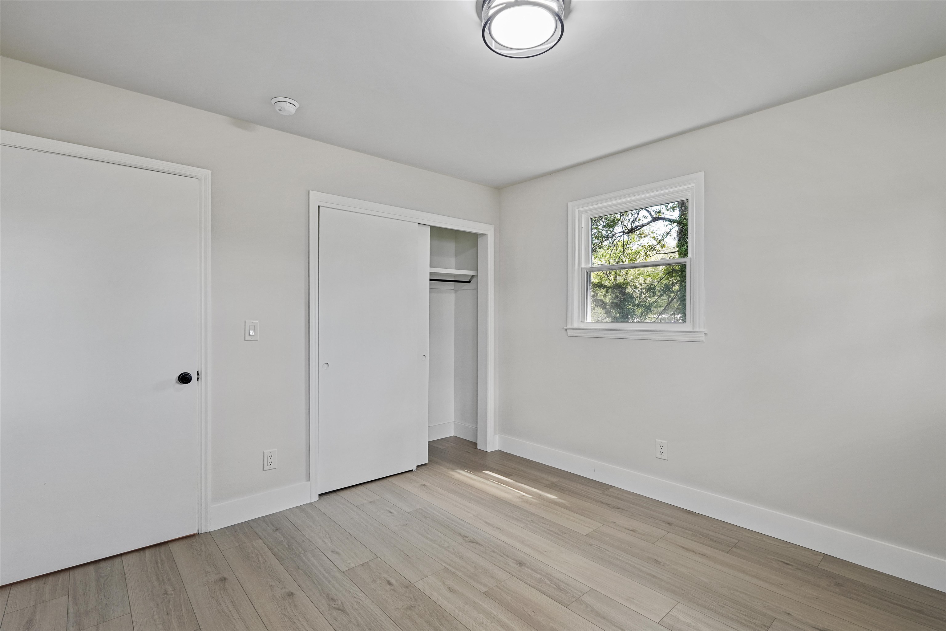 139 Whittier Place Property Photo 41