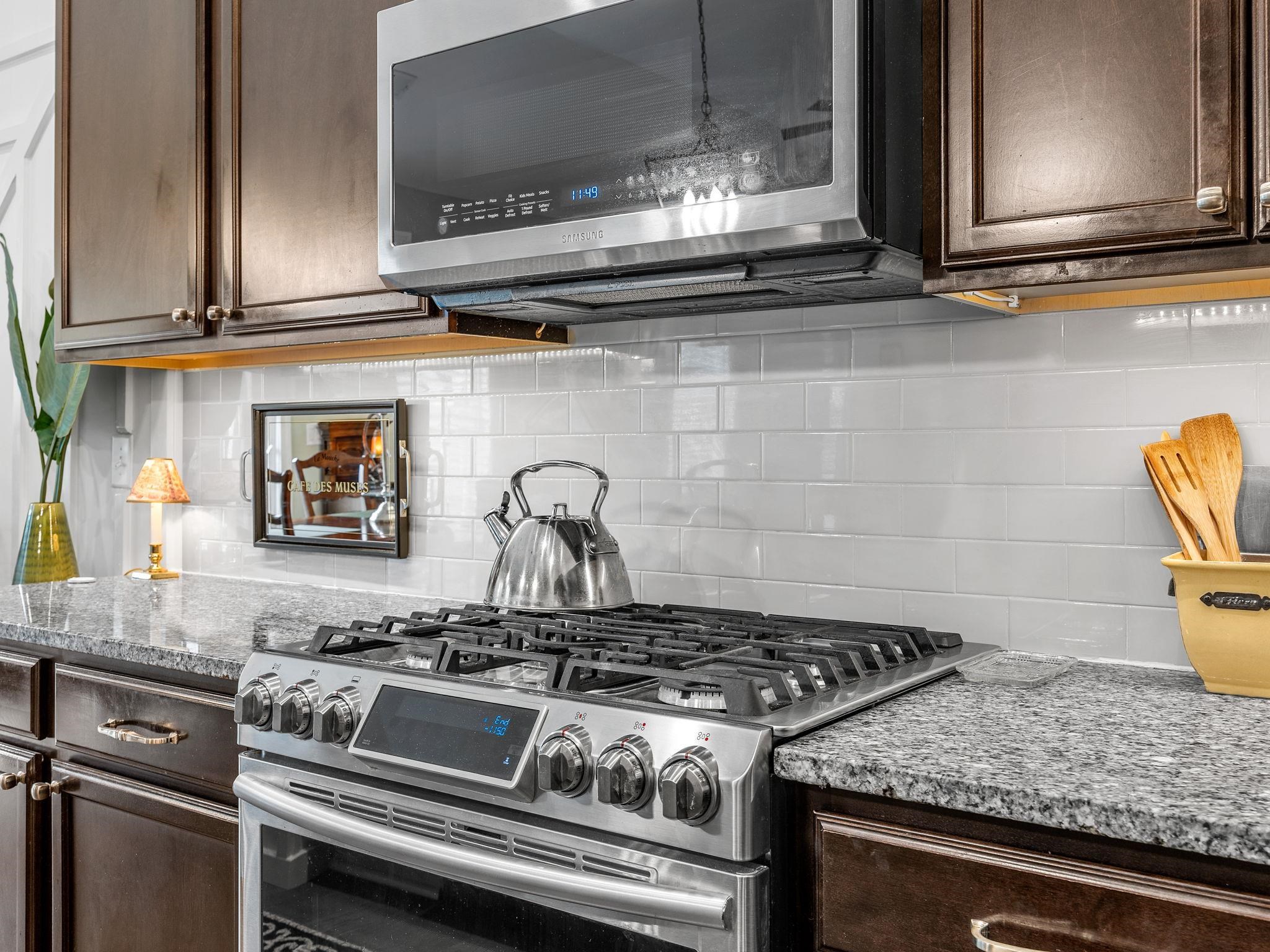 120 Broadleigh Court Property Photo 17