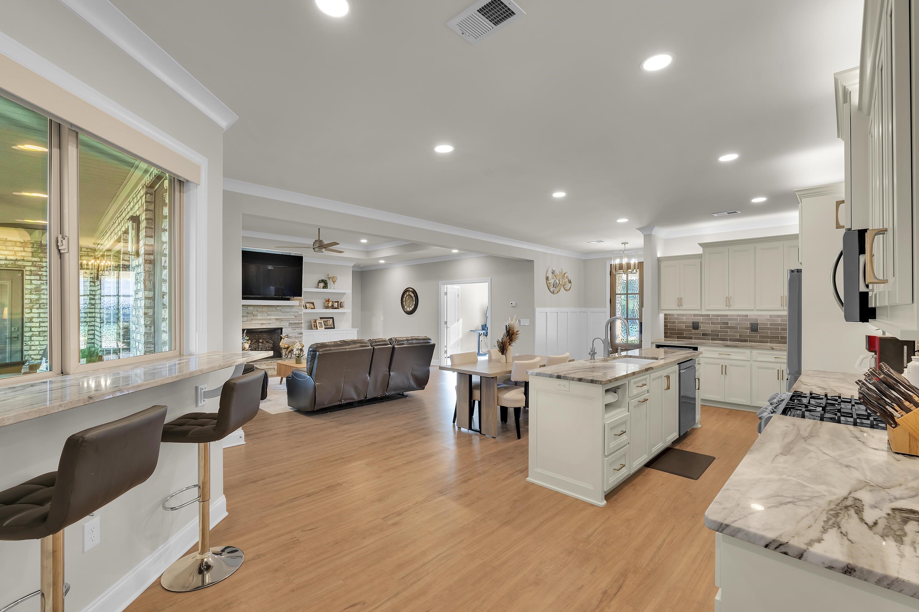 445 World Tour Drive Property Photo 13