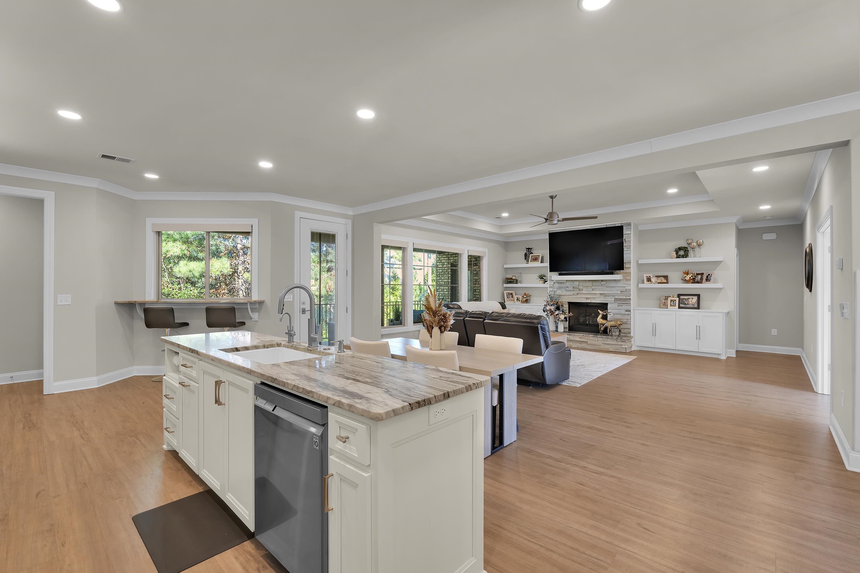 445 World Tour Drive Property Photo 14