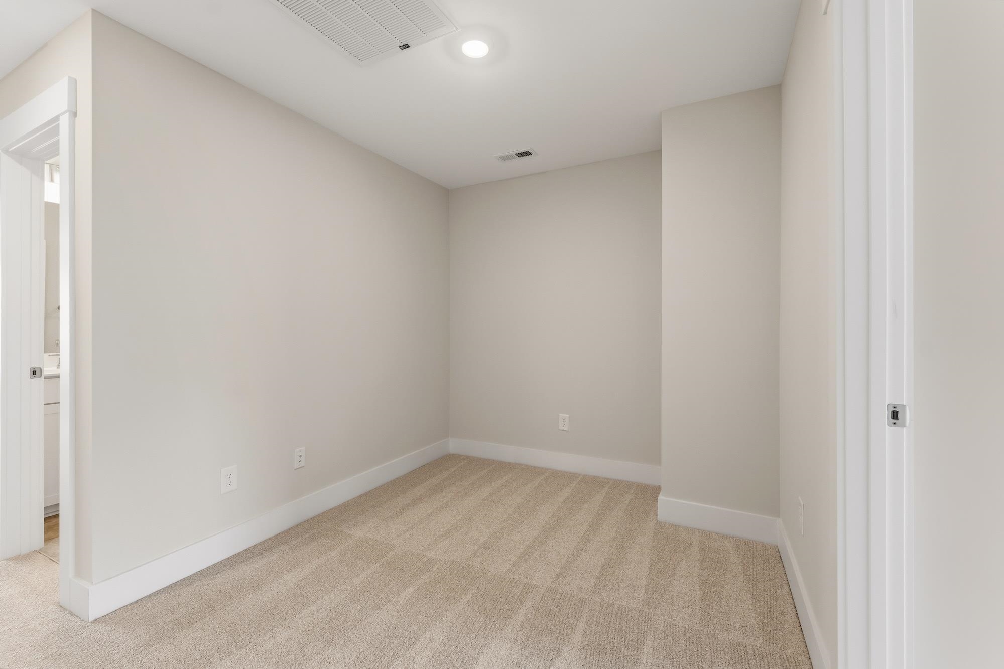 26 Deans Pleasant Drive Property Photo 13