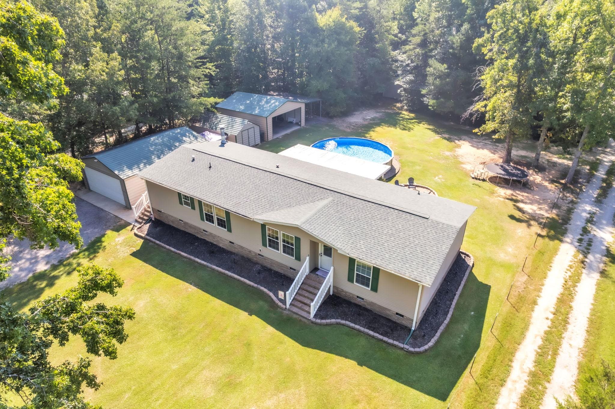 1510 Highway 414 Property Photo 1