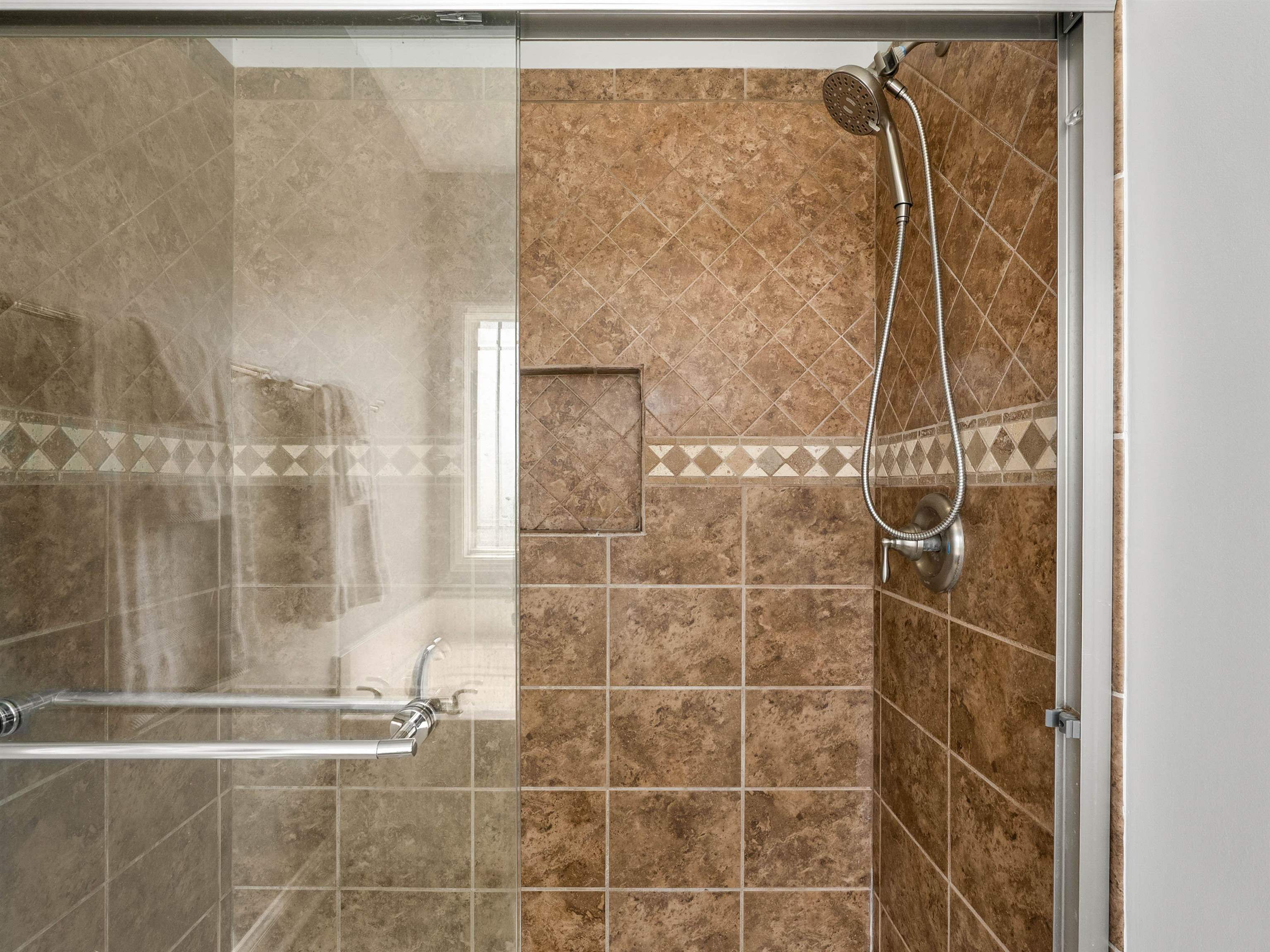 1008 Sylvia Street Property Photo 18