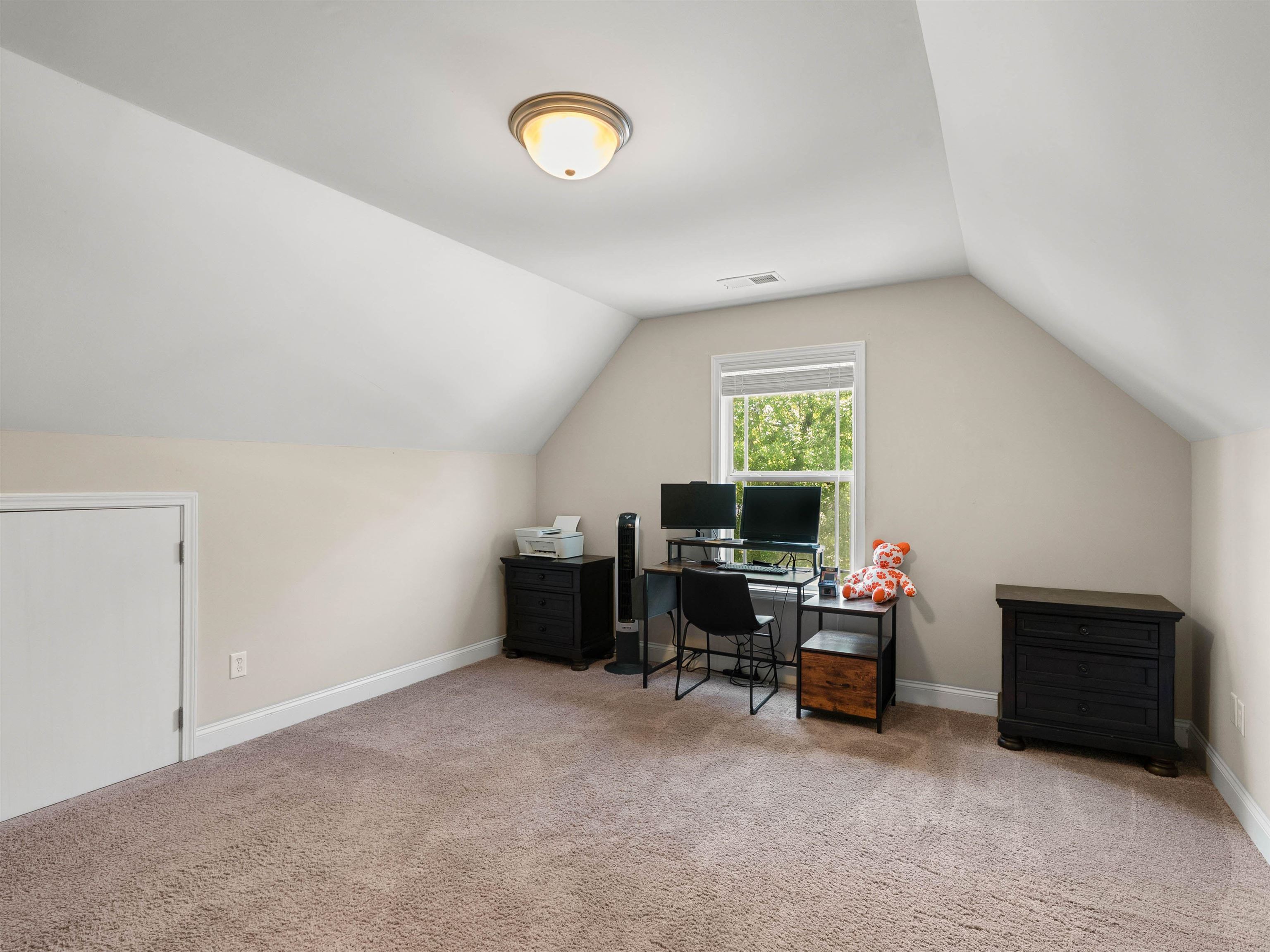 1008 Sylvia Street Property Photo 23