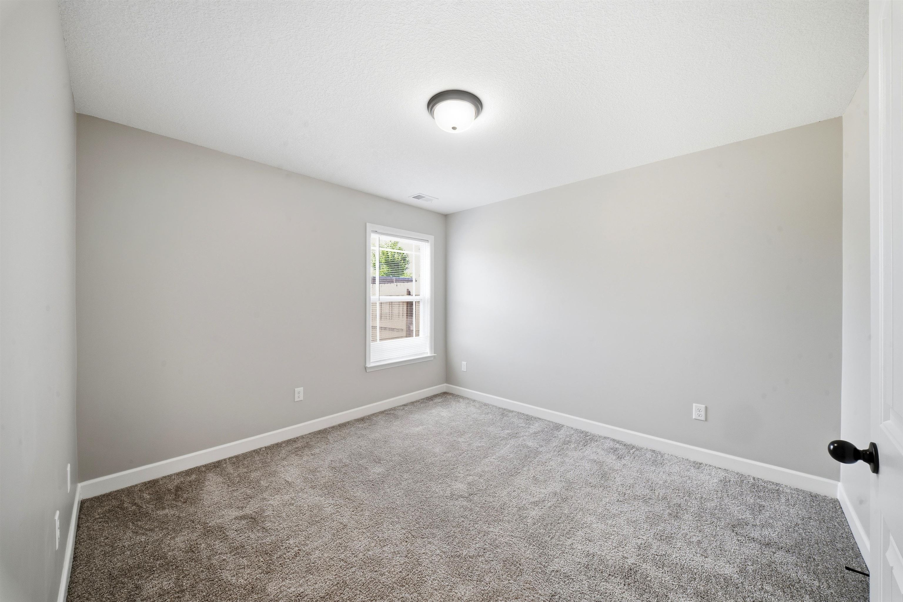 2133 Davenport Court Property Photo 19