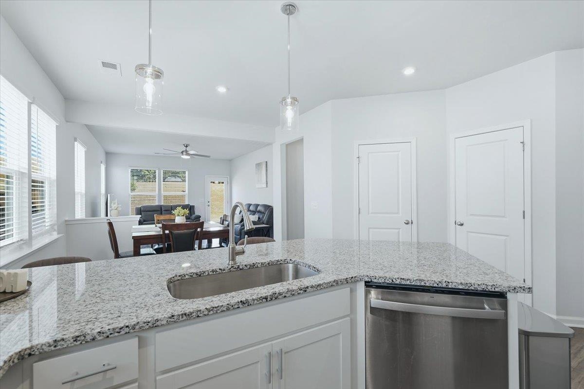 4031 Bromfield Way Property Photo 5