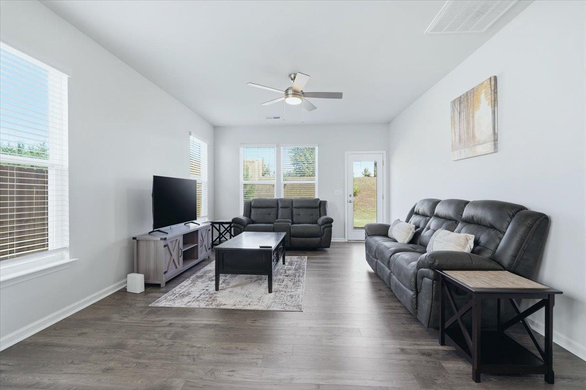 4031 Bromfield Way Property Photo 8