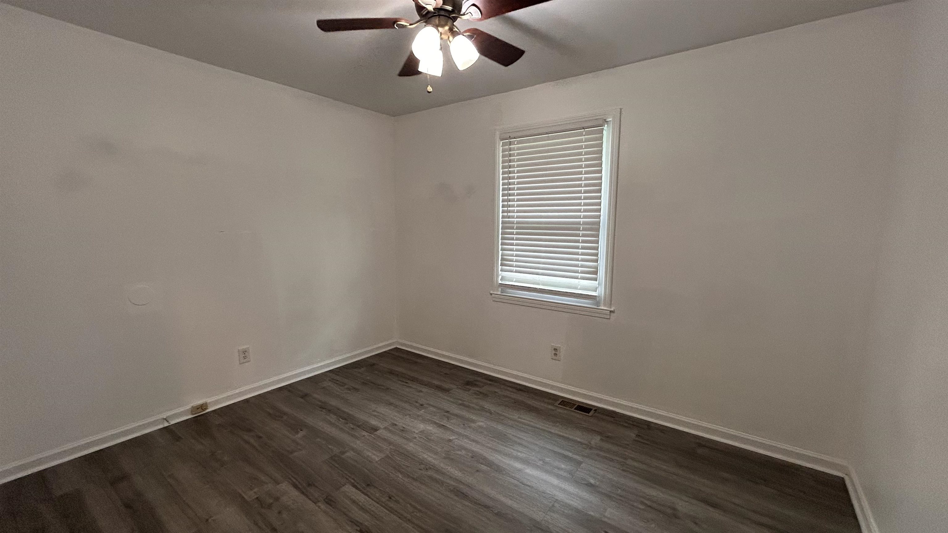 341676 Property Photo 15