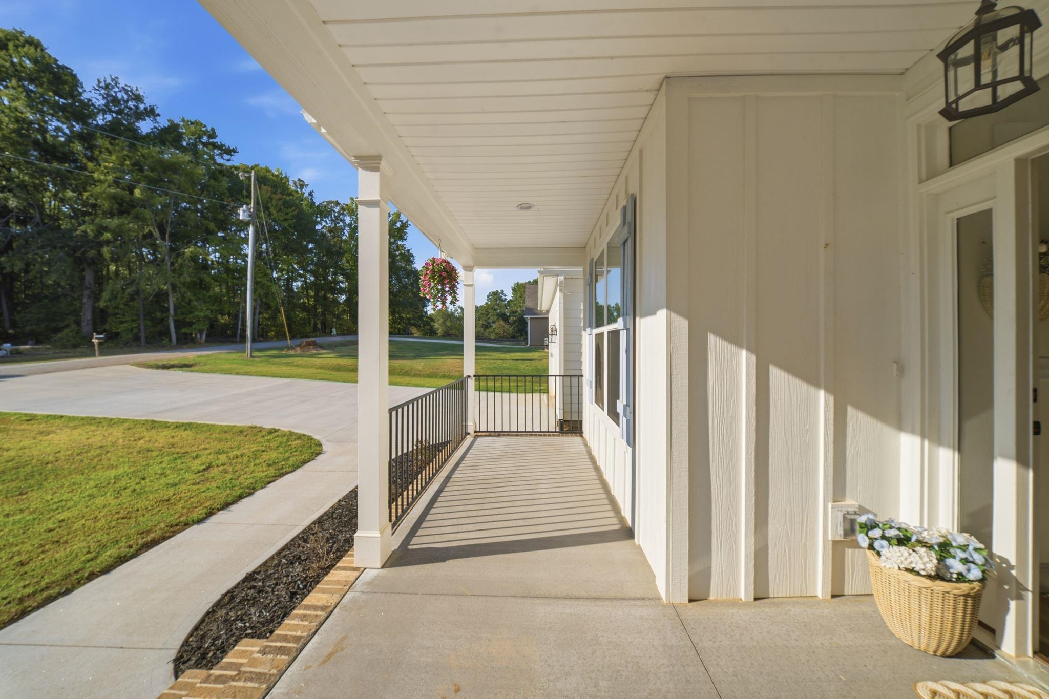 21 Greenbriar Lane Property Photo 45