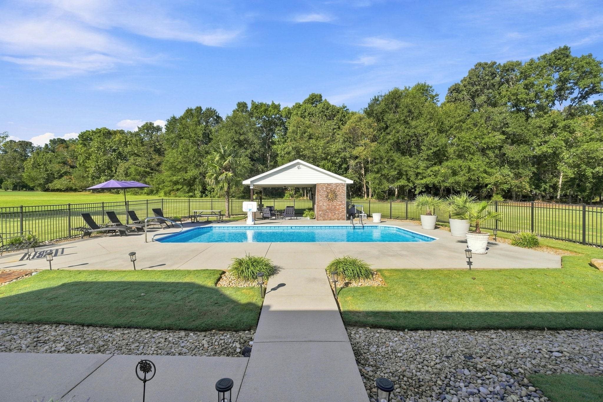 145 Gentle Ln Property Photo 9