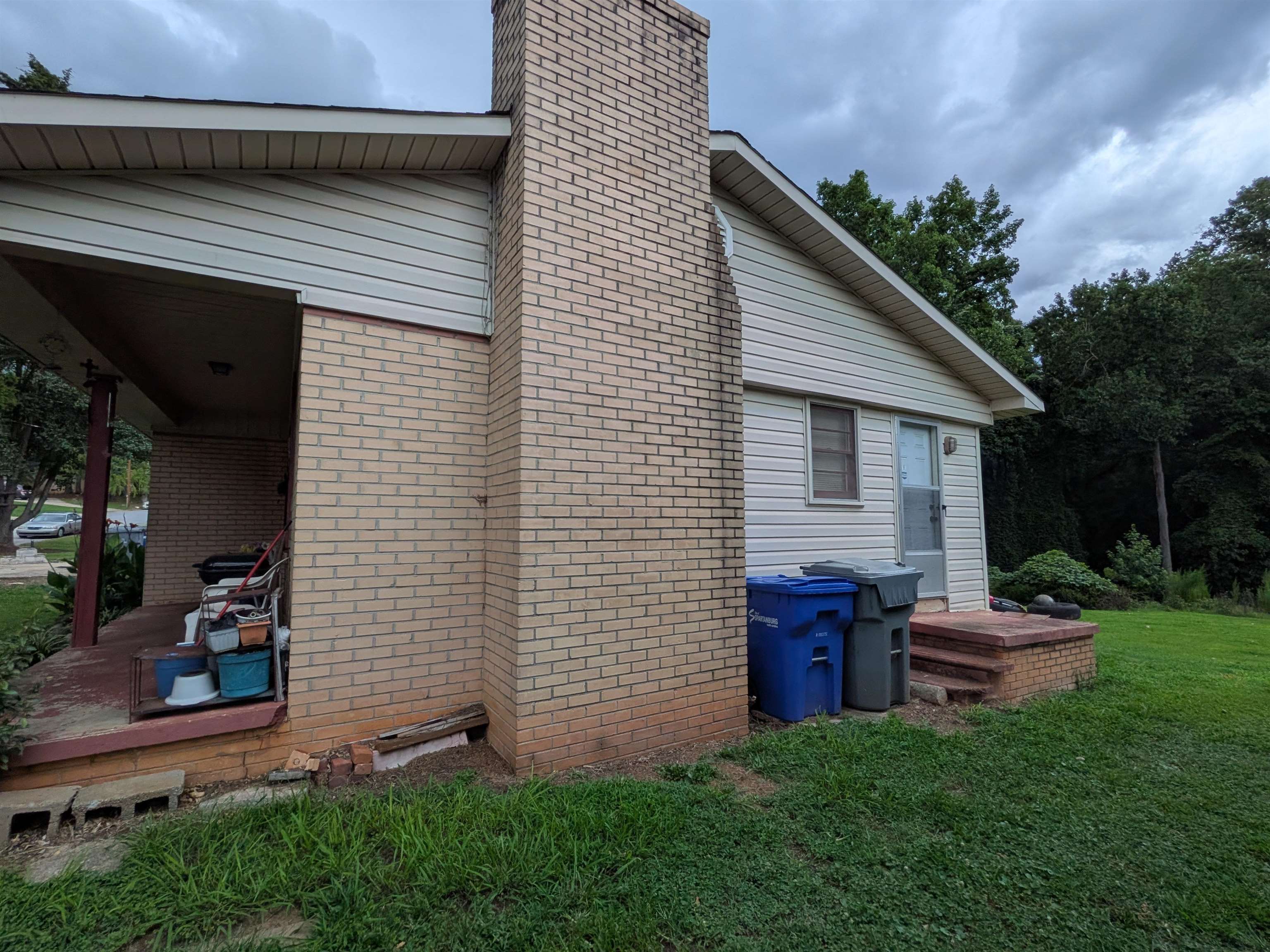 121 Lincoln Drive Property Photo 5