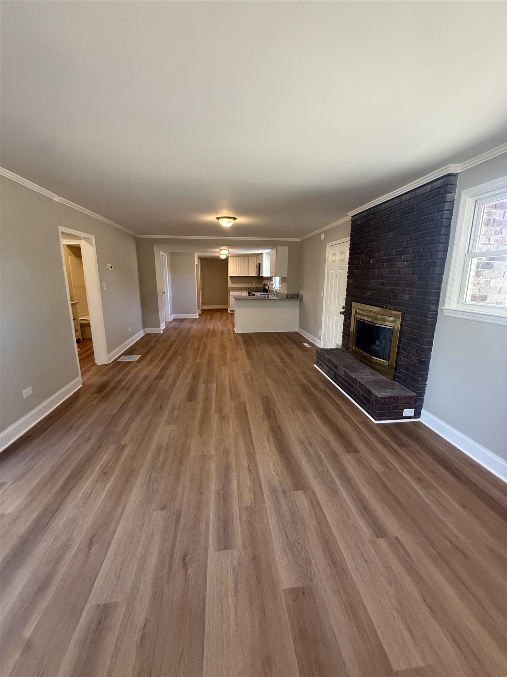 160 J Street Property Photo 4
