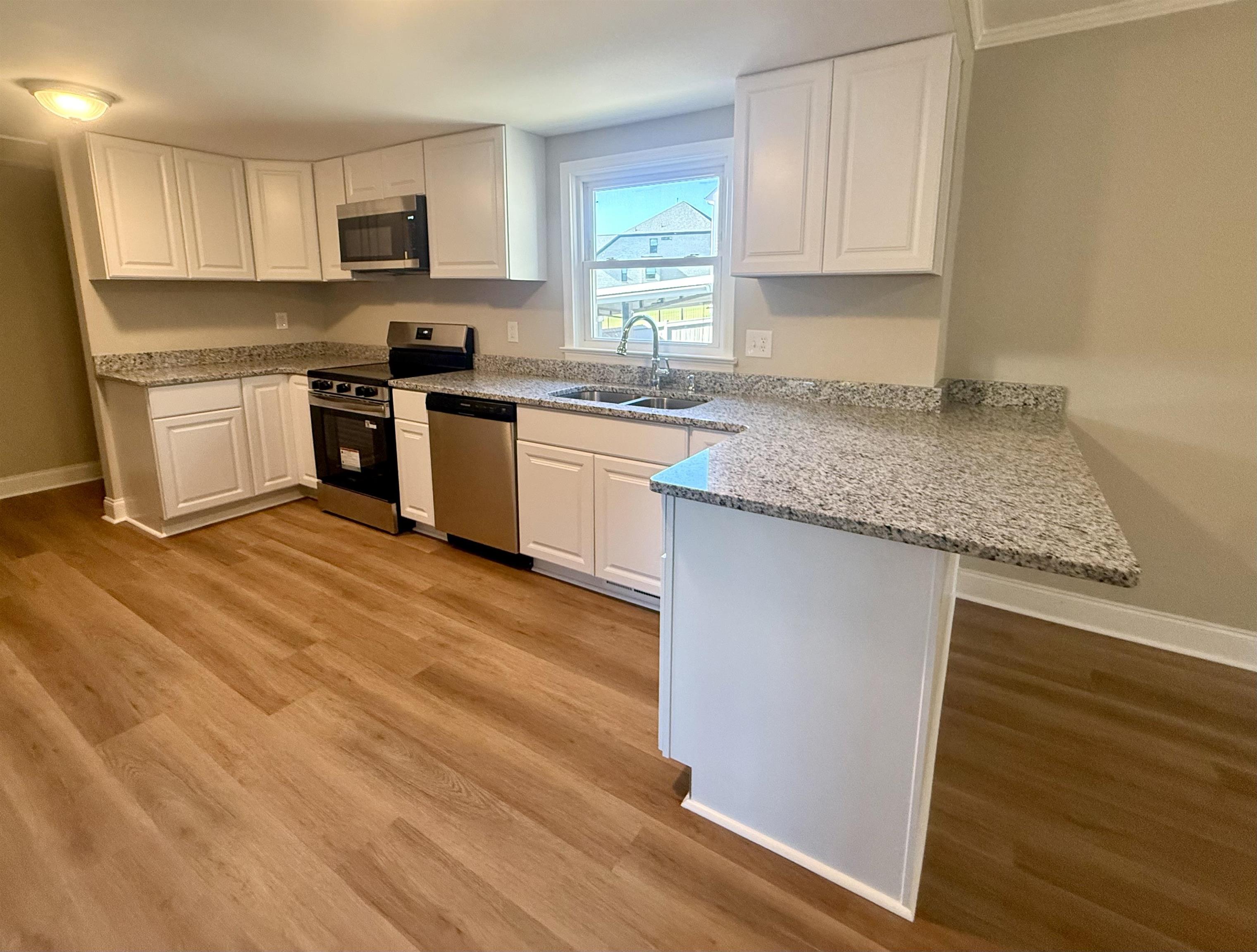 160 J Street Property Photo 7