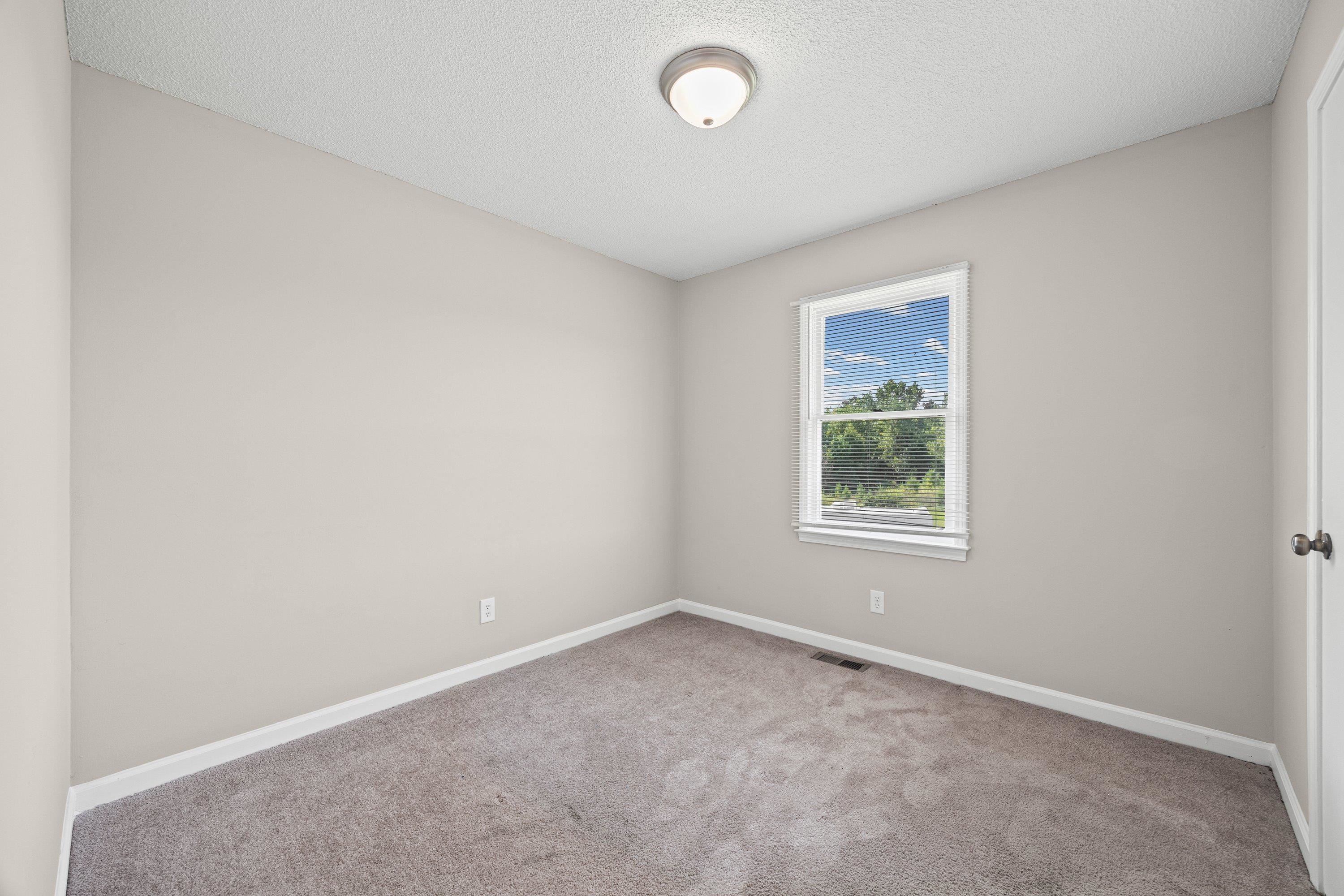 195 Moda Road Property Photo 14