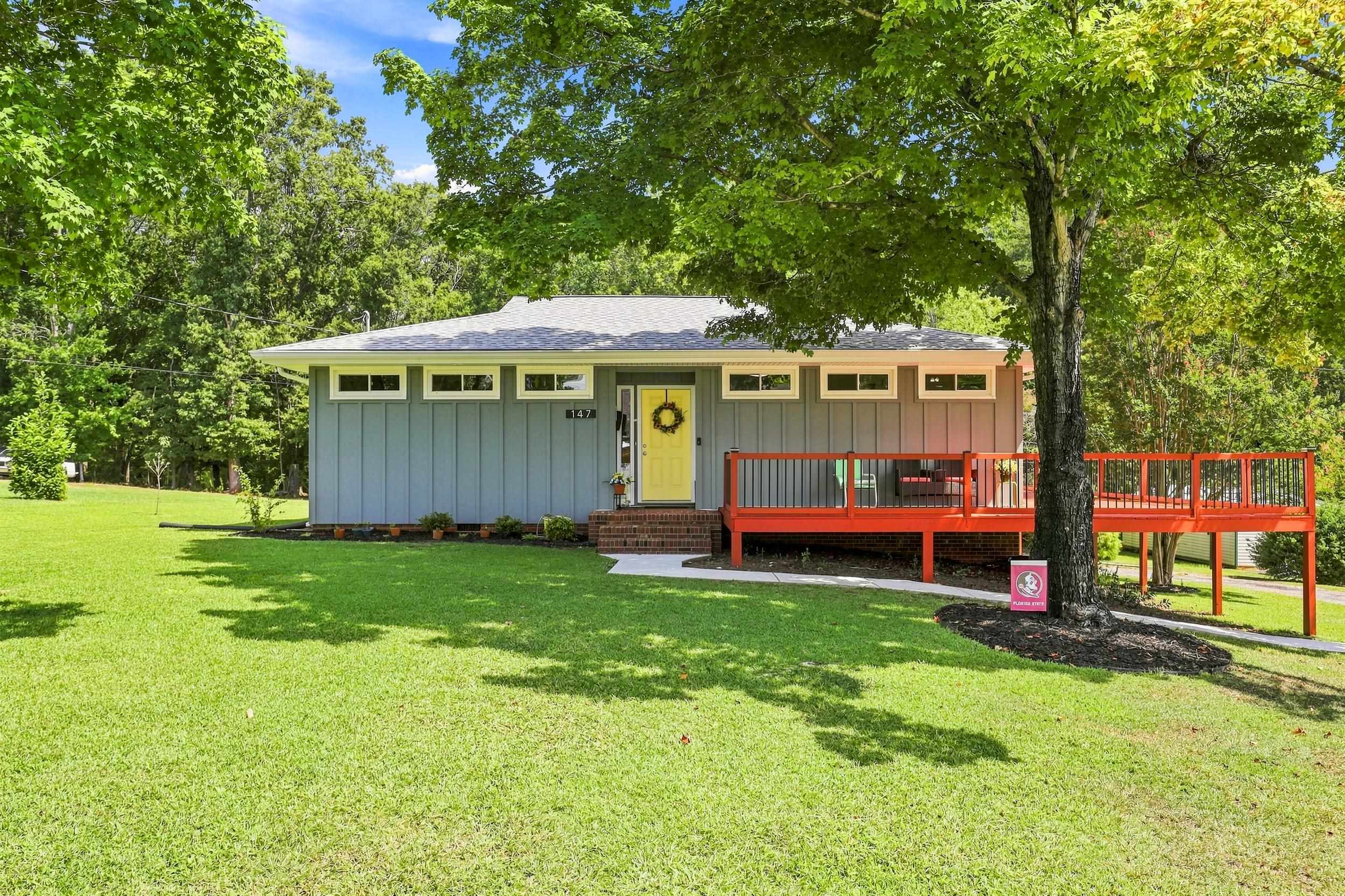 147 Loche Adele Drive Property Photo 1