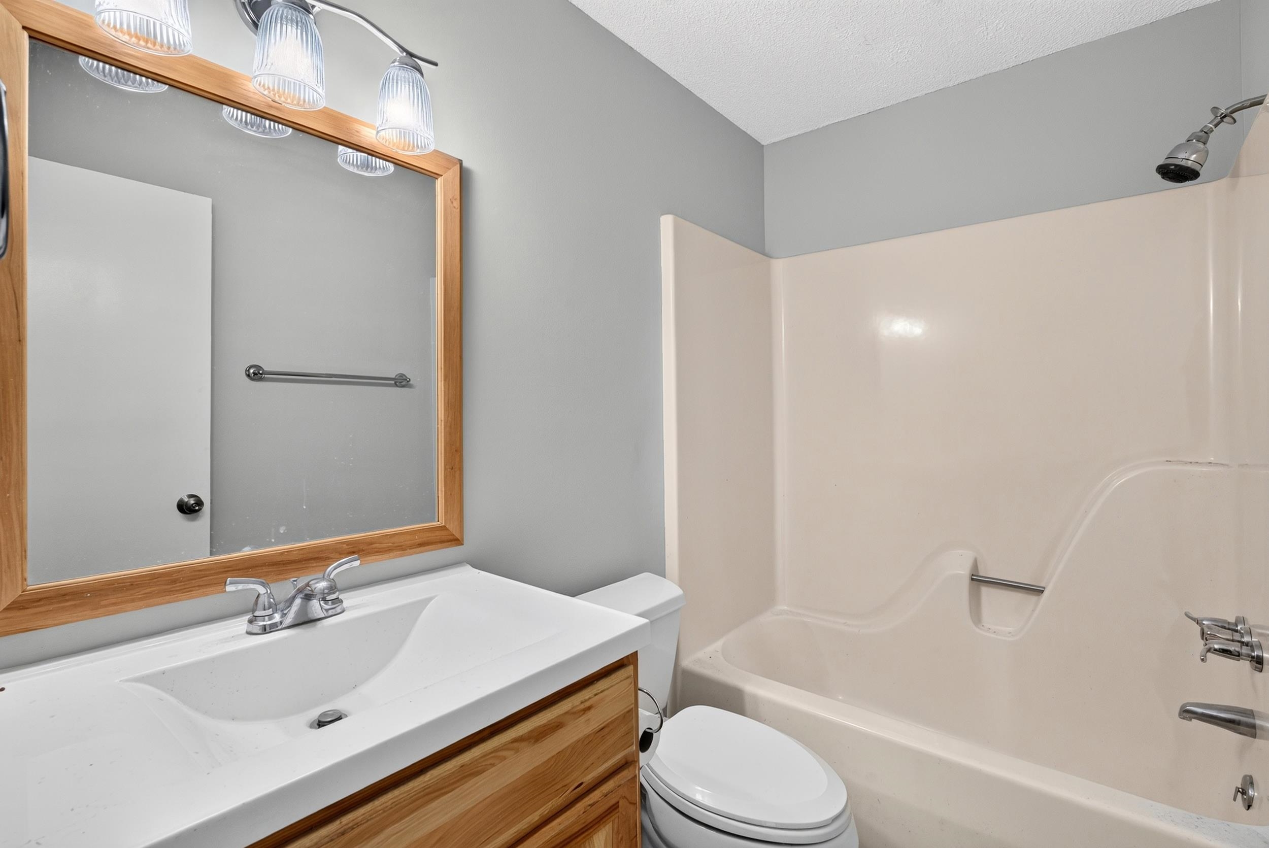 1935 Ford Road Property Photo 14