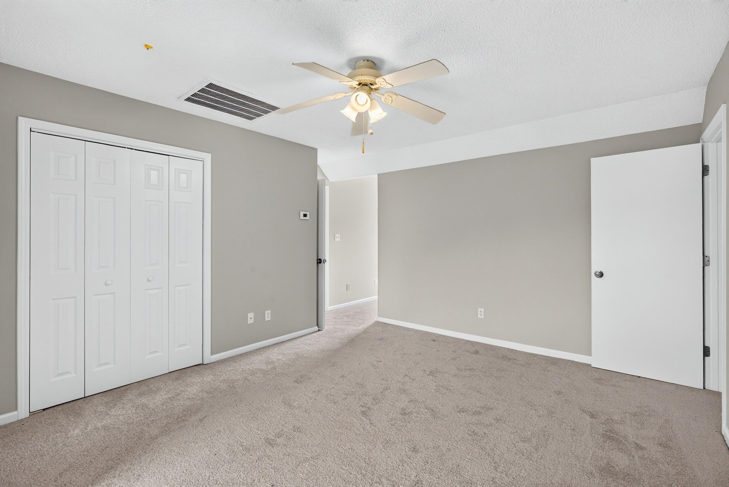 1935 Ford Road Property Photo 19
