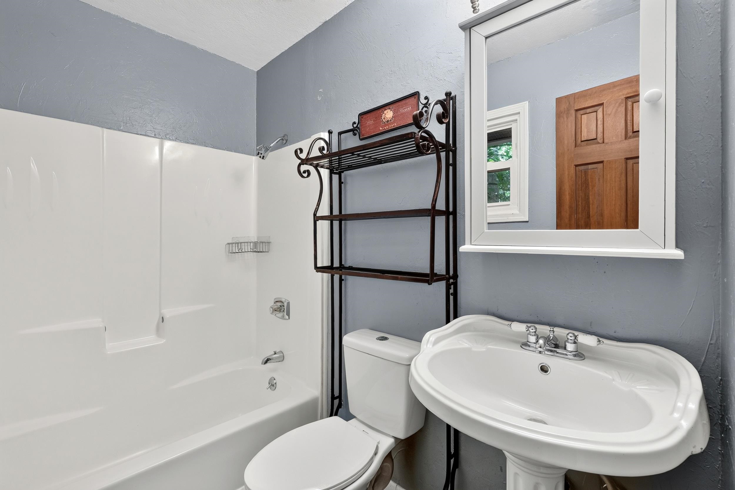 95 Brookwood Drive Property Photo 32