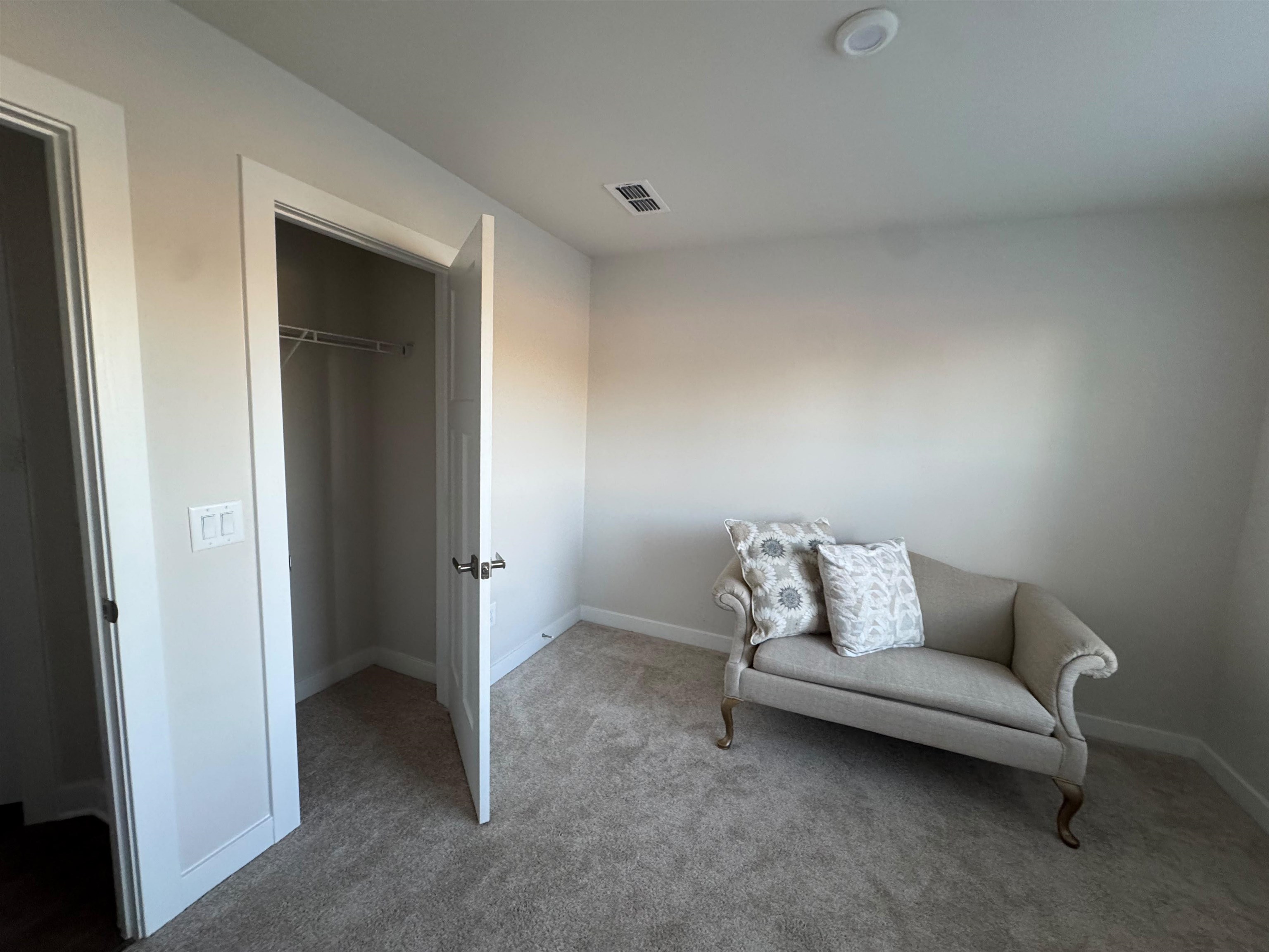705 John Anderson Drive Property Photo 21