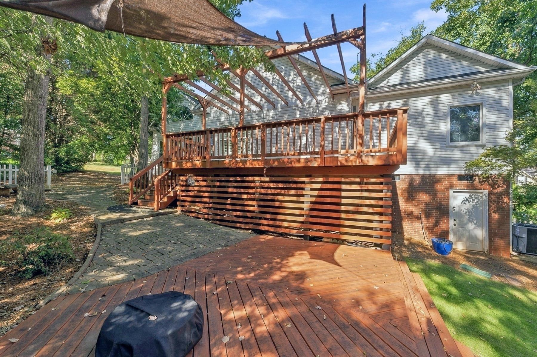305 Beckworth Drive Property Photo 34