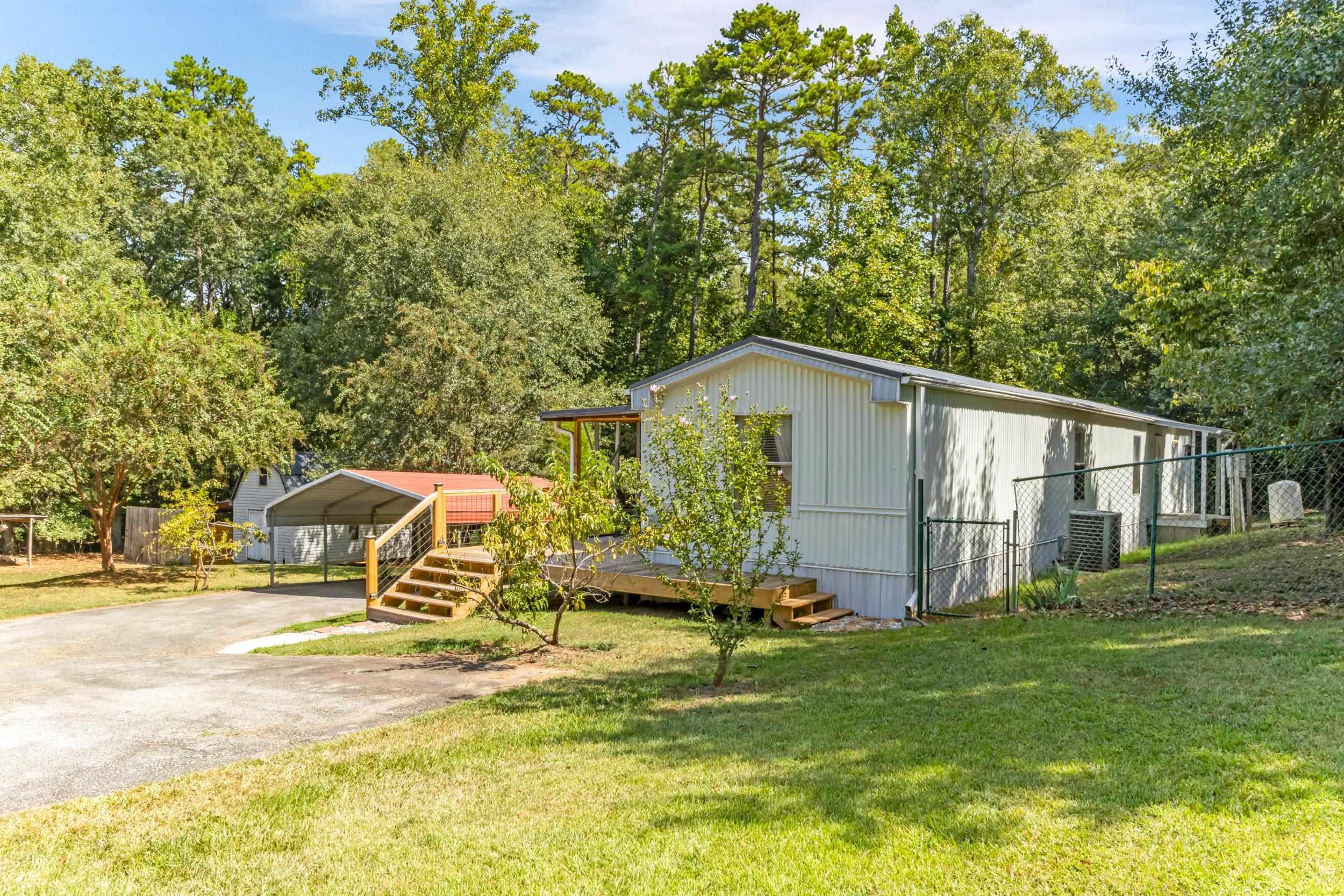 506 Charlies Creek Road Property Photo 2